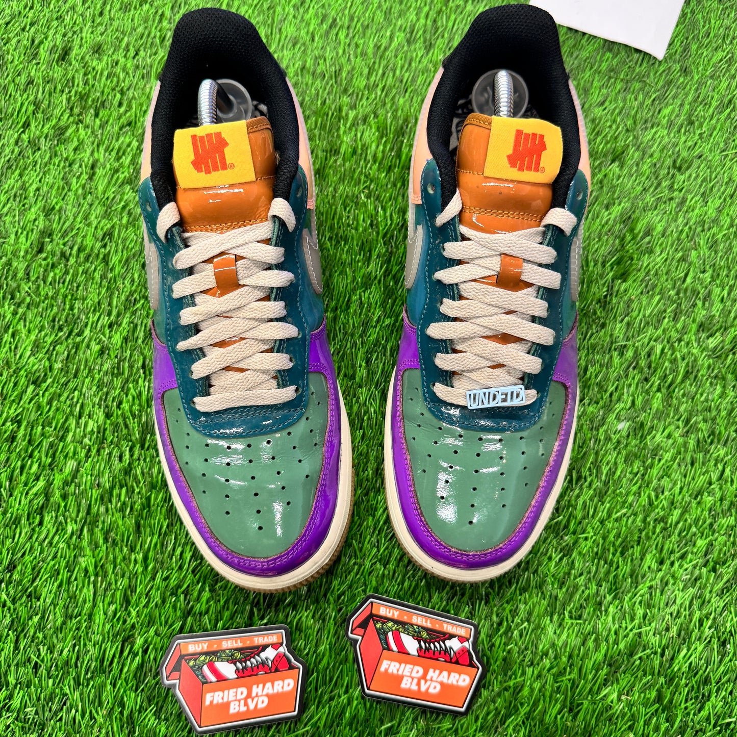 Air Force 1 Low SP Undefeated Multi-Patent Wild Berry SIZE 9M/10.5W
