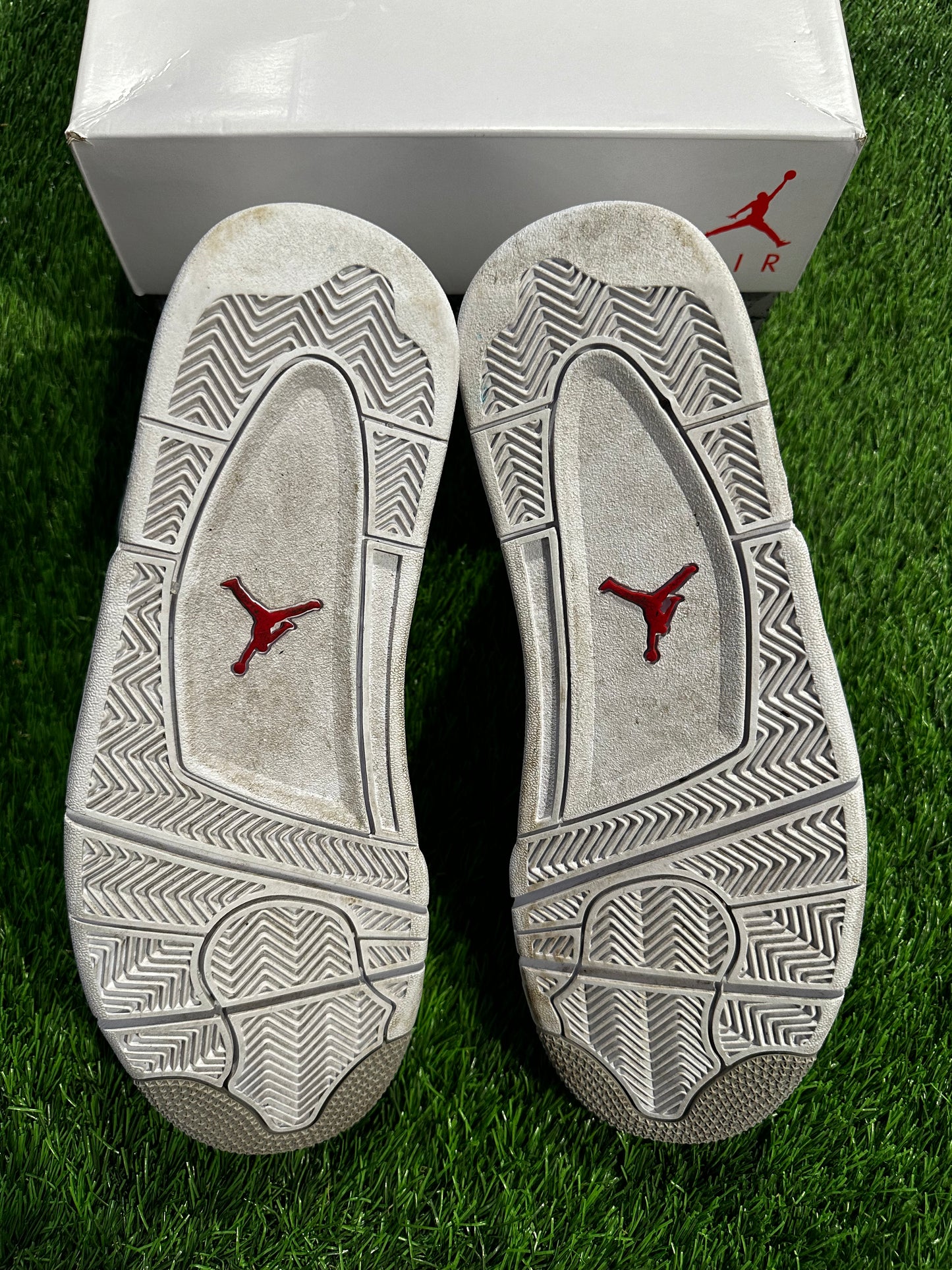 Jordan 4 Retro White Oreo (2021) 11.5M/13W