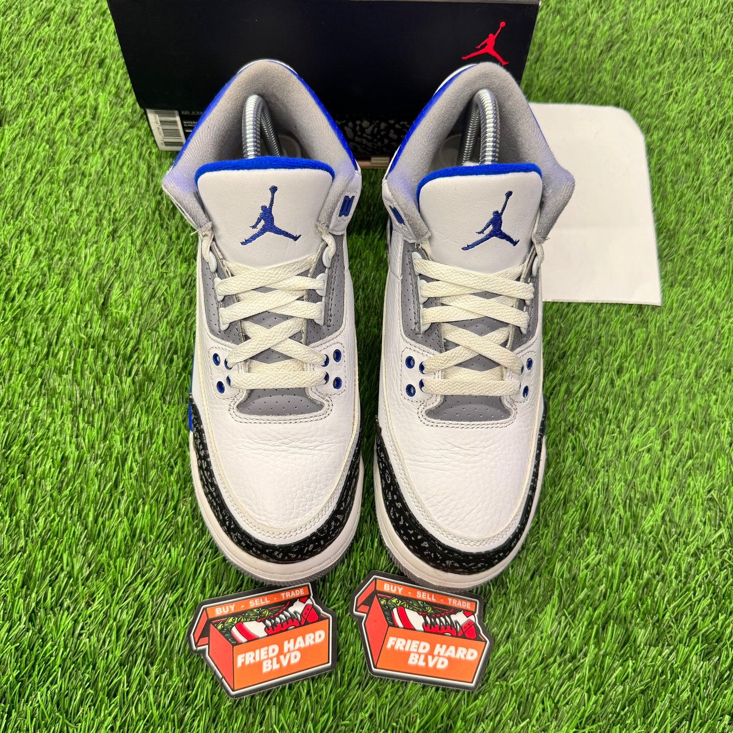Jordan 3 Retro Racer Blue (GS) SIZE 7Y/8.5W