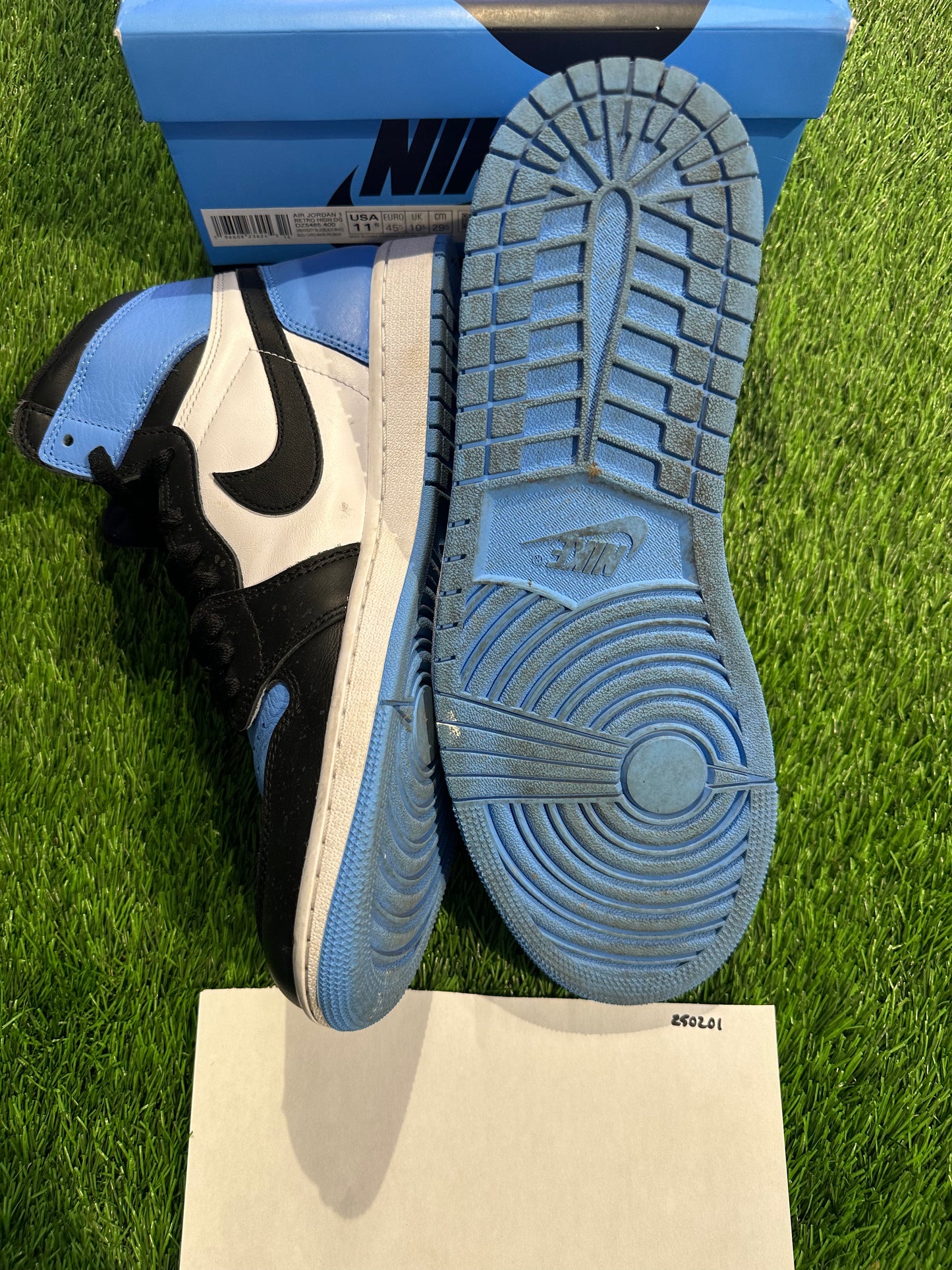 Jordan 1 Retro High OG UNC Toe