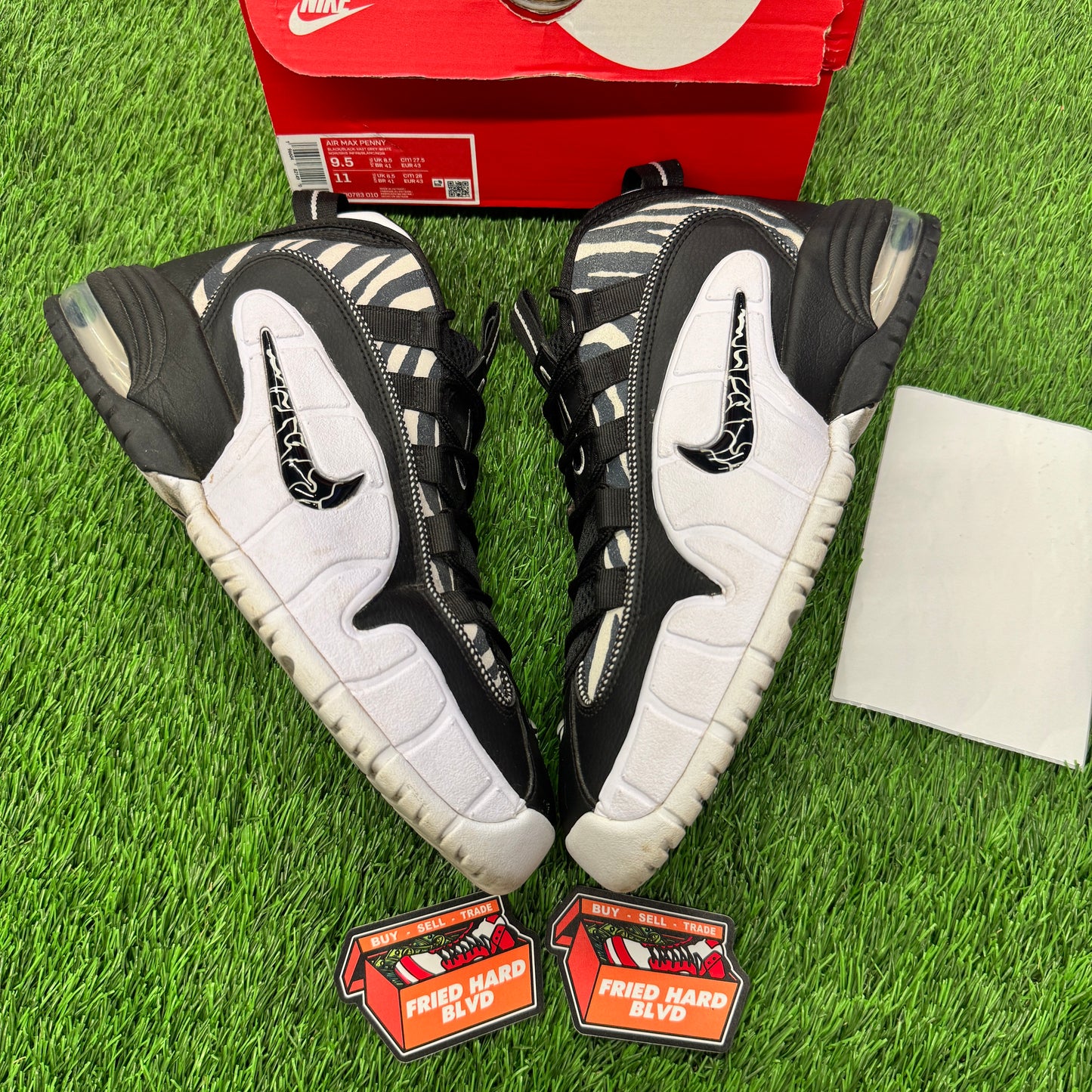 Air Max Penny 1 Tiger Stripes Black White SIZE 9.5M/11W