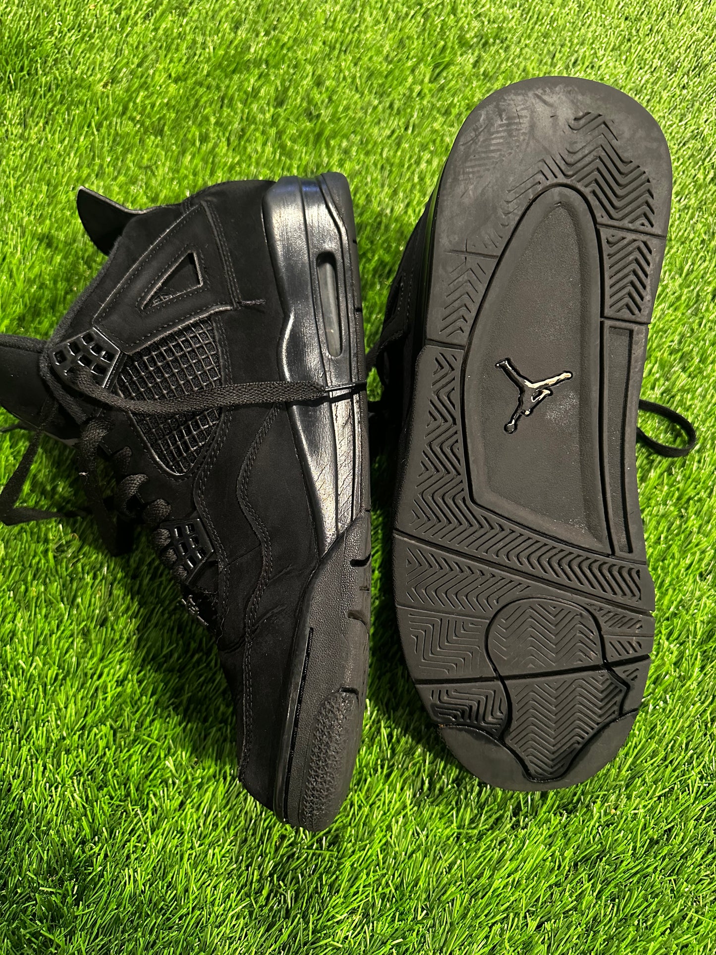Jordan 4 Retro Black Cat (2020)