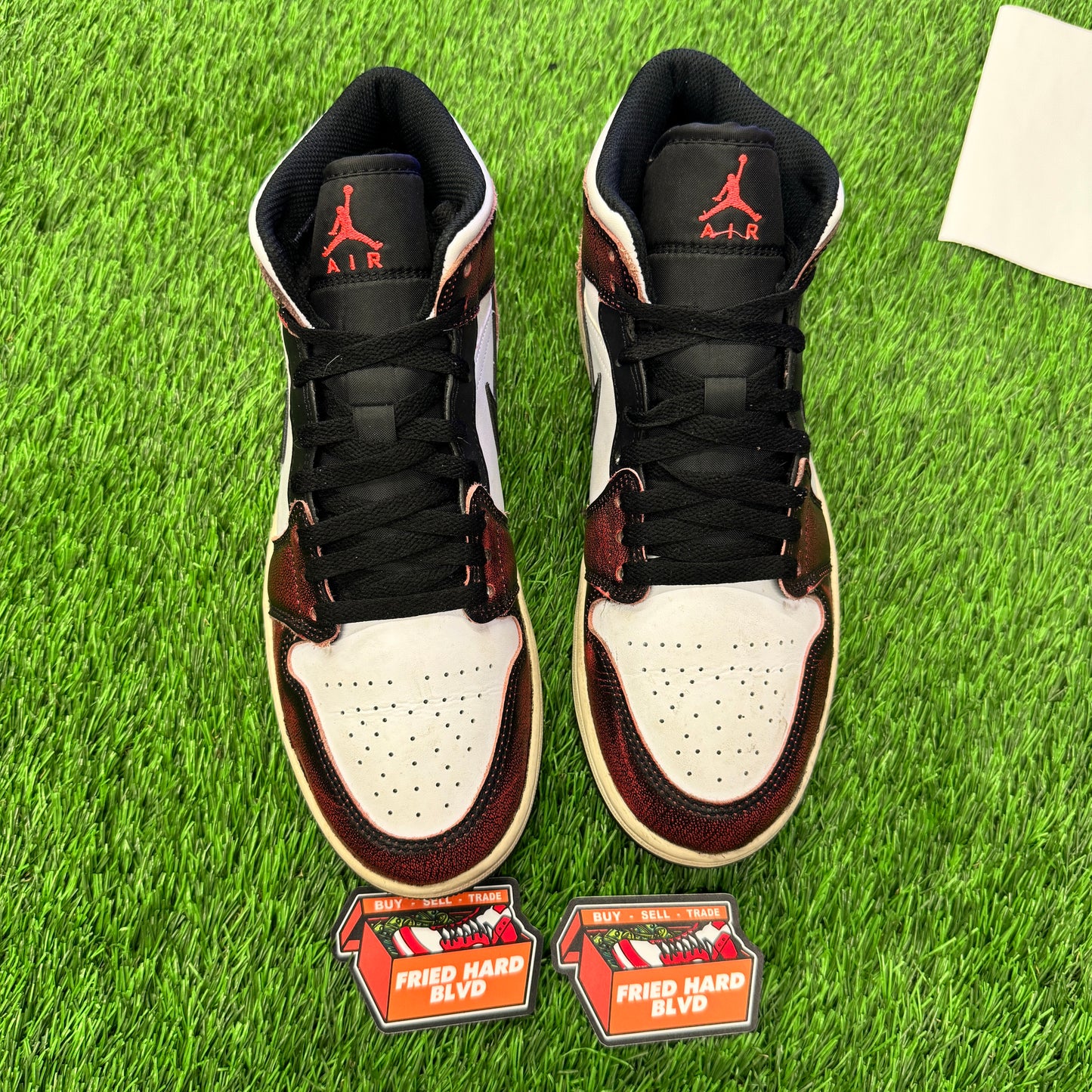 Jordan 1 Mid Wear-Away Chicago SIZE 8.5M/10W
