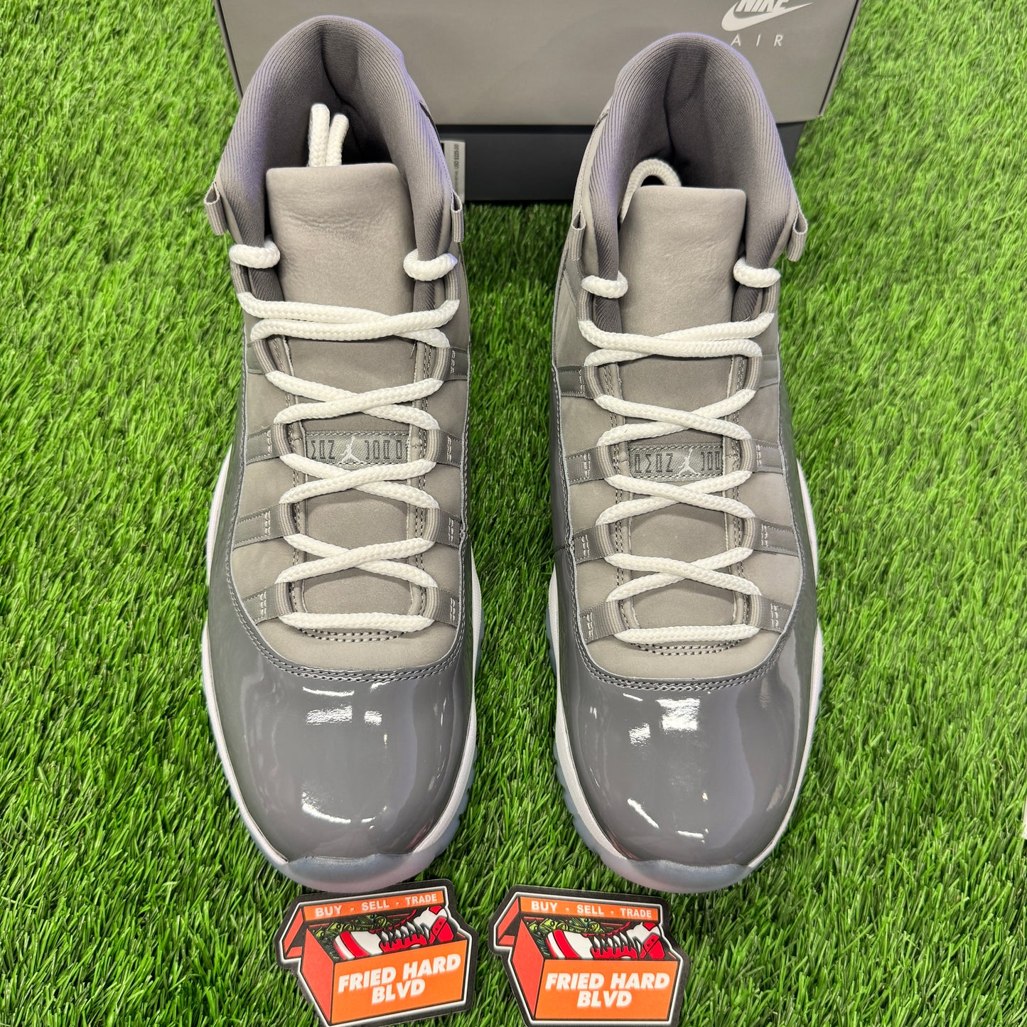 Jordan 11 Retro Cool Grey (2021) SIZE 12M/13.5W