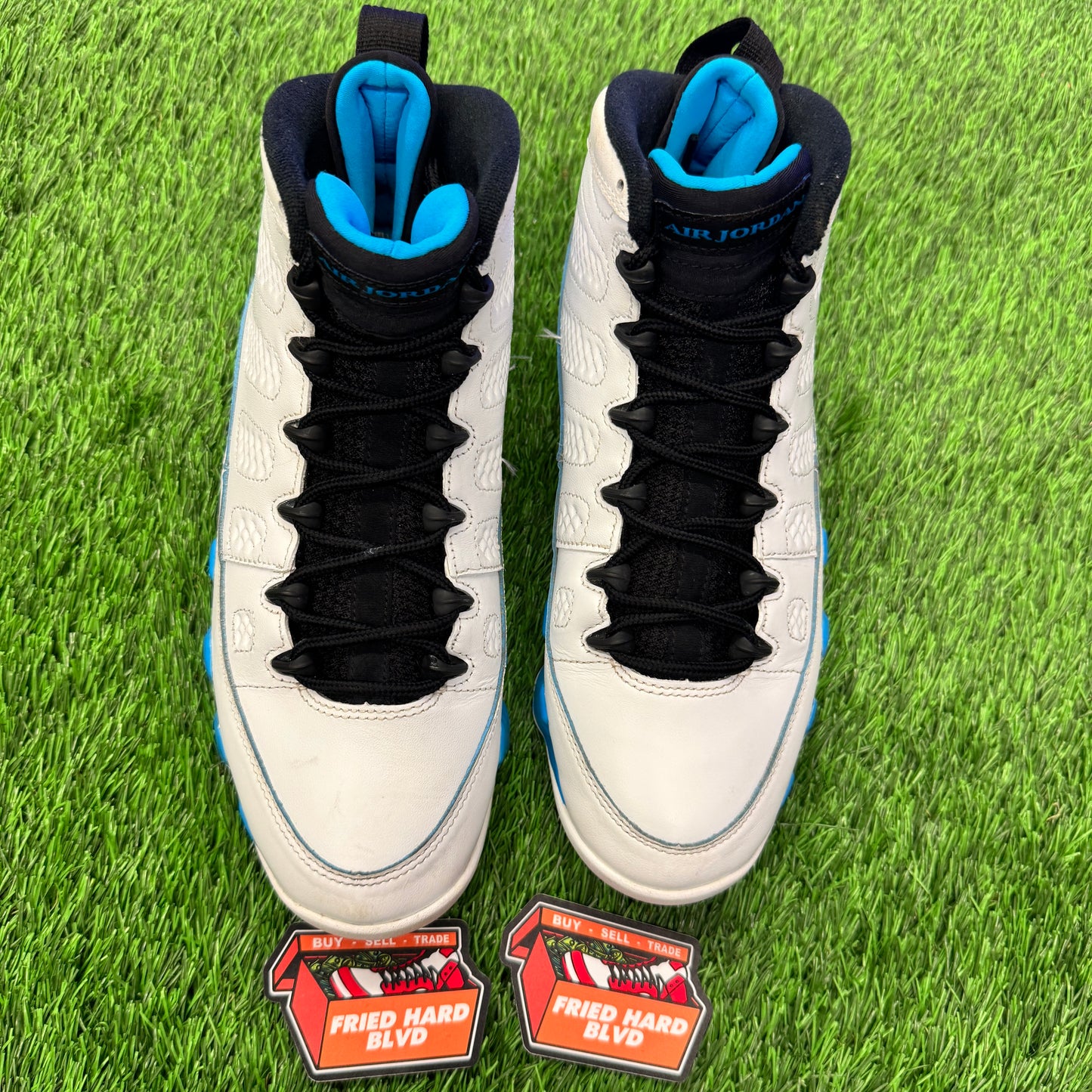 Jordan 9 Retro Powder Blue (2024) SIZE 8M/9.5W