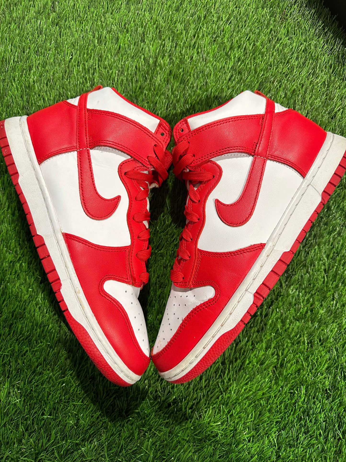 Dunk High Championship White Red SIZE 8.5M/10W