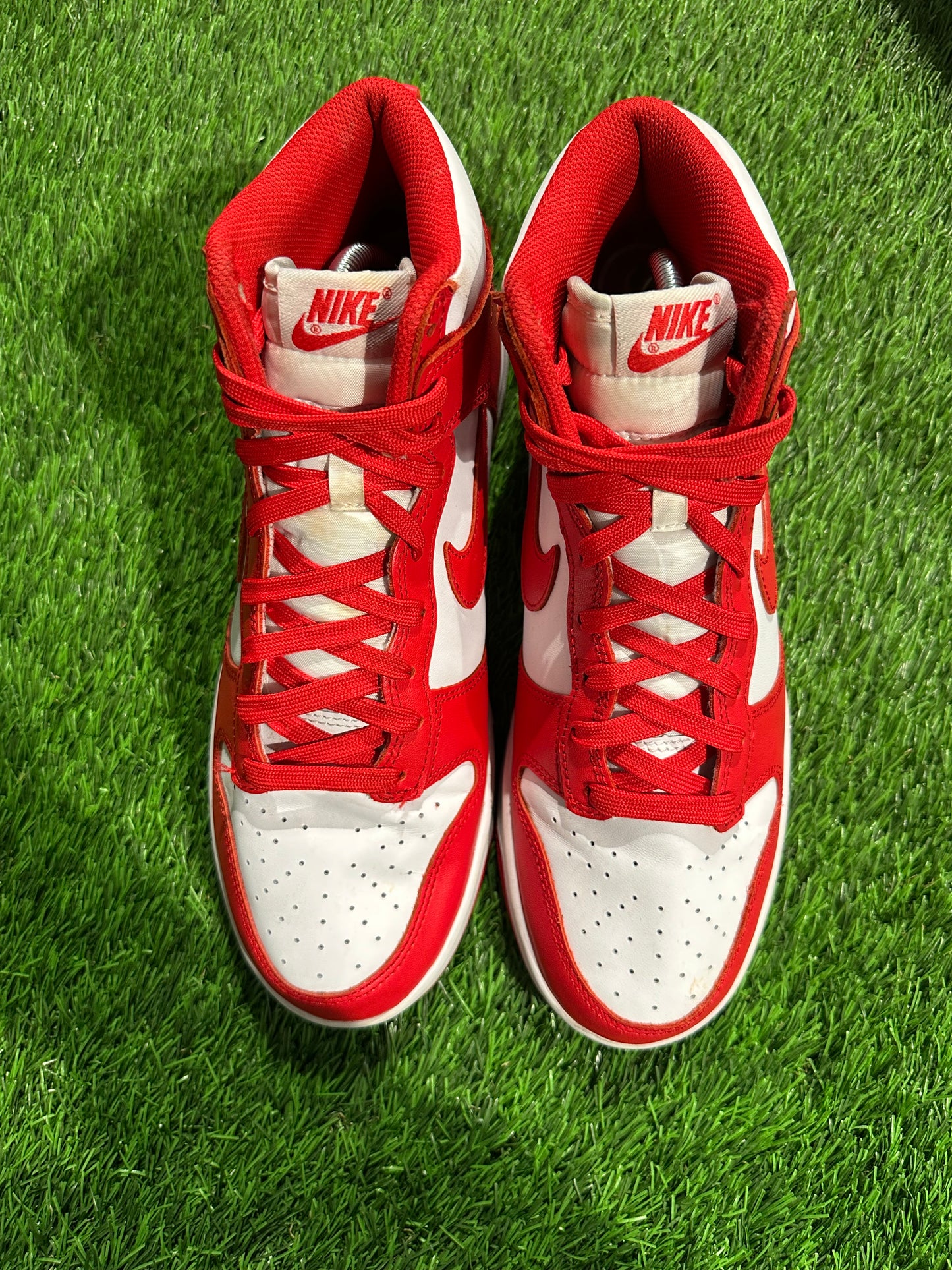 Dunk High Championship White Red SIZE 8.5M/10W