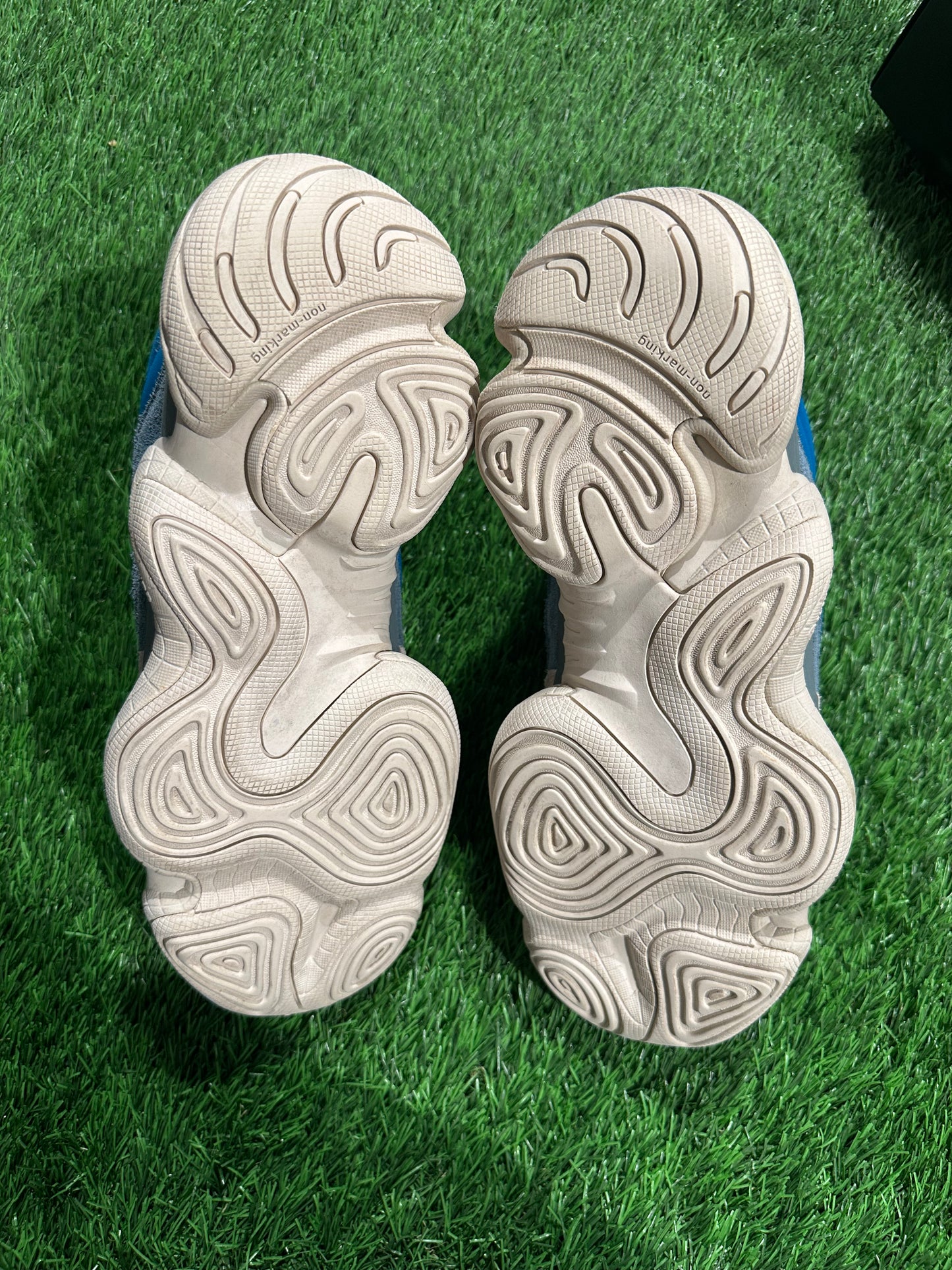 adidas Yeezy 500 High Frosted Blue SIZE 9.5M/11W