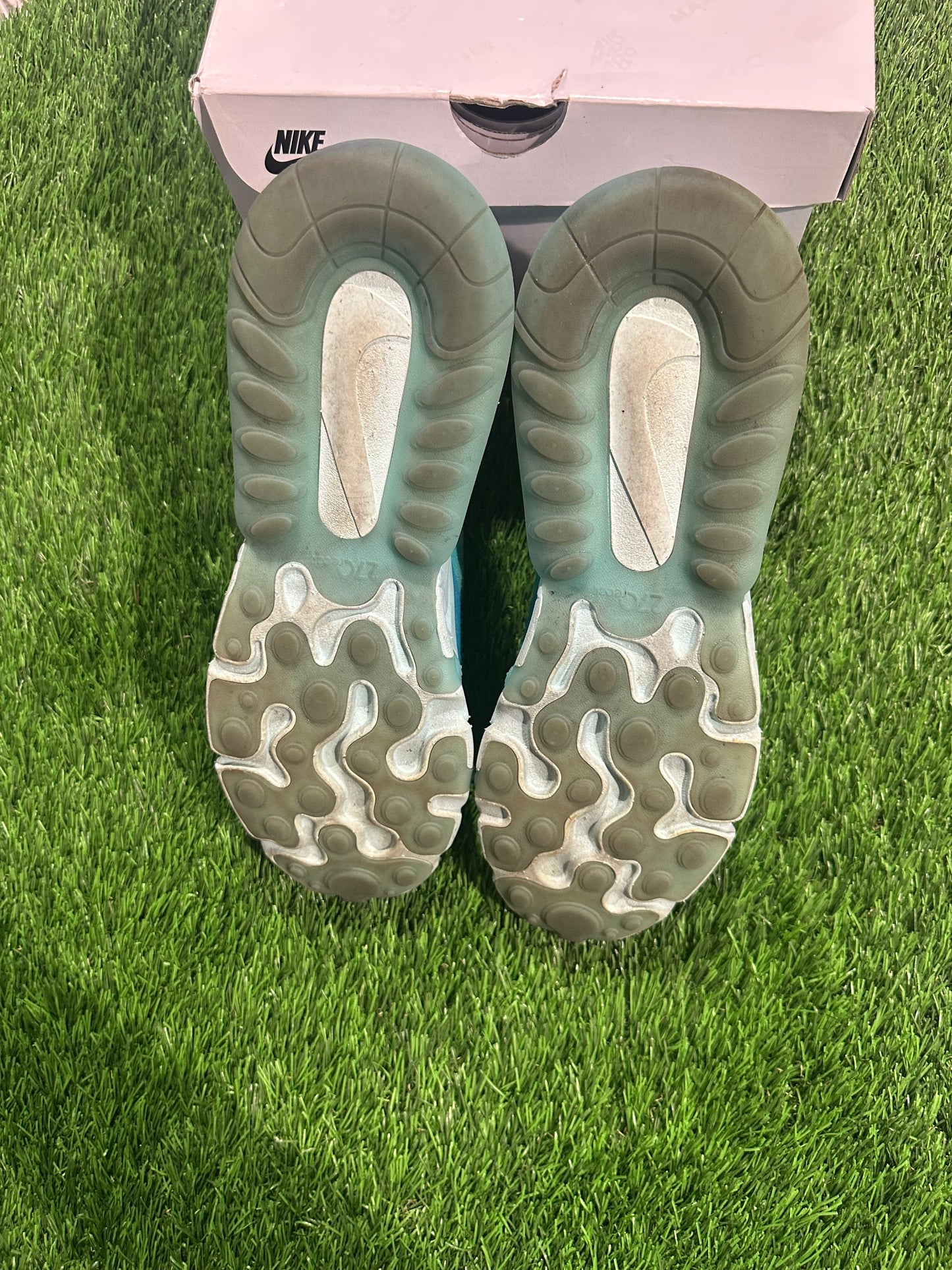 Air Max 270 React Hyper Jade SIZE 8M/9.5W