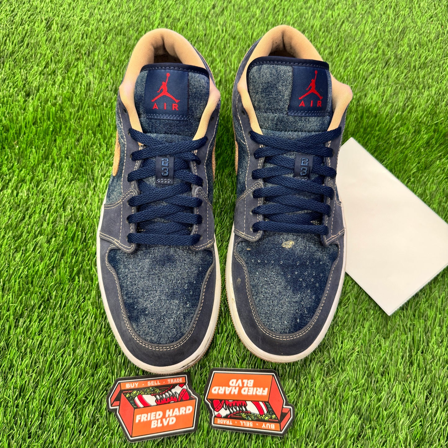 Jordan 1 Low SE Denim SIZE 10.5M/12W