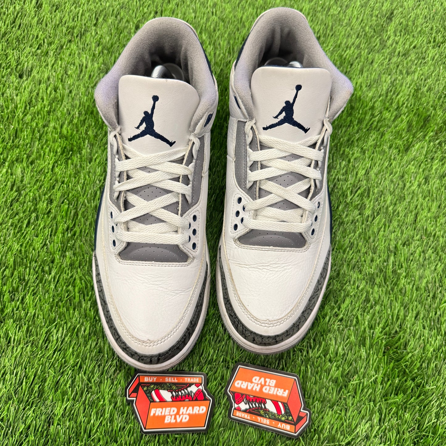 Jordan 3 Retro Midnight Navy SIZE 9.5M/11W