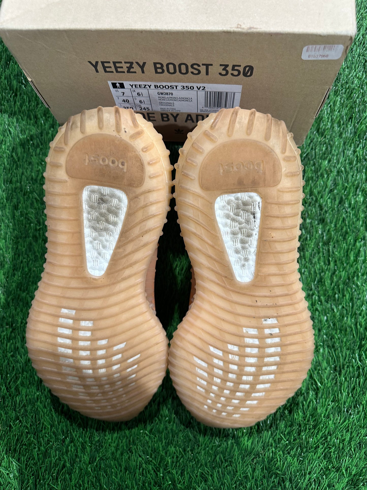 adidas Yeezy Boost 350 V2 Mono Clay