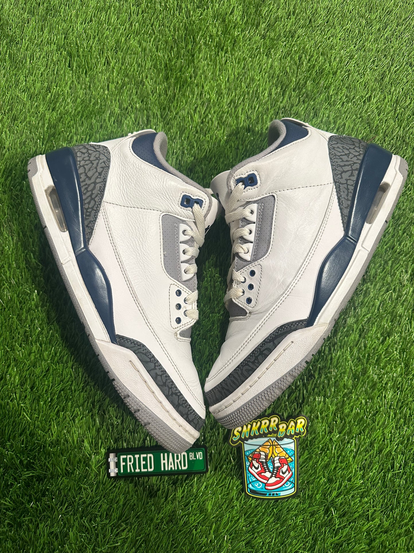 Jordan 3 Retro Midnight Navy SIZE 9.5M/11W