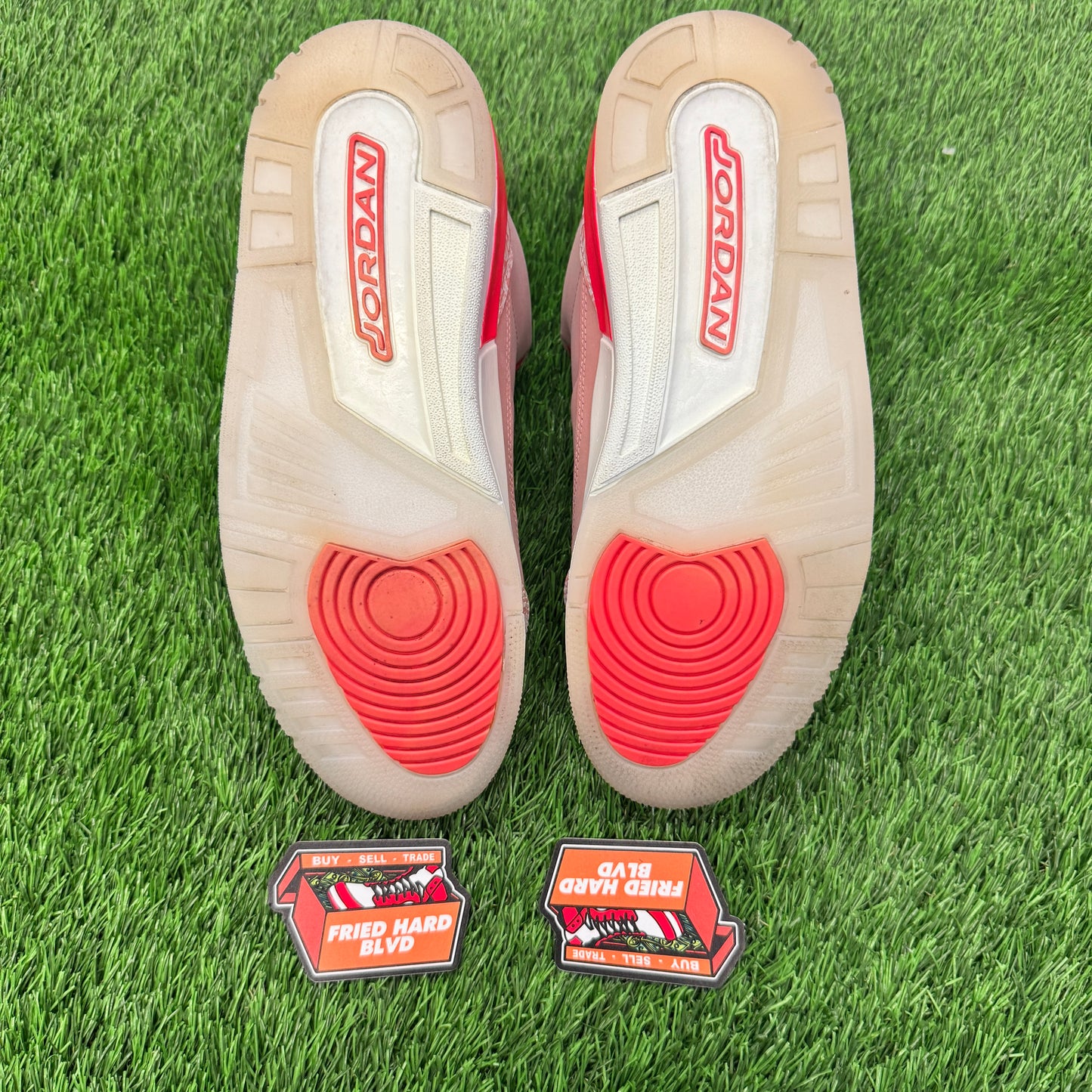 Jordan 3 Retro Rust Pink (Women's) SIZE 7.5M/9W