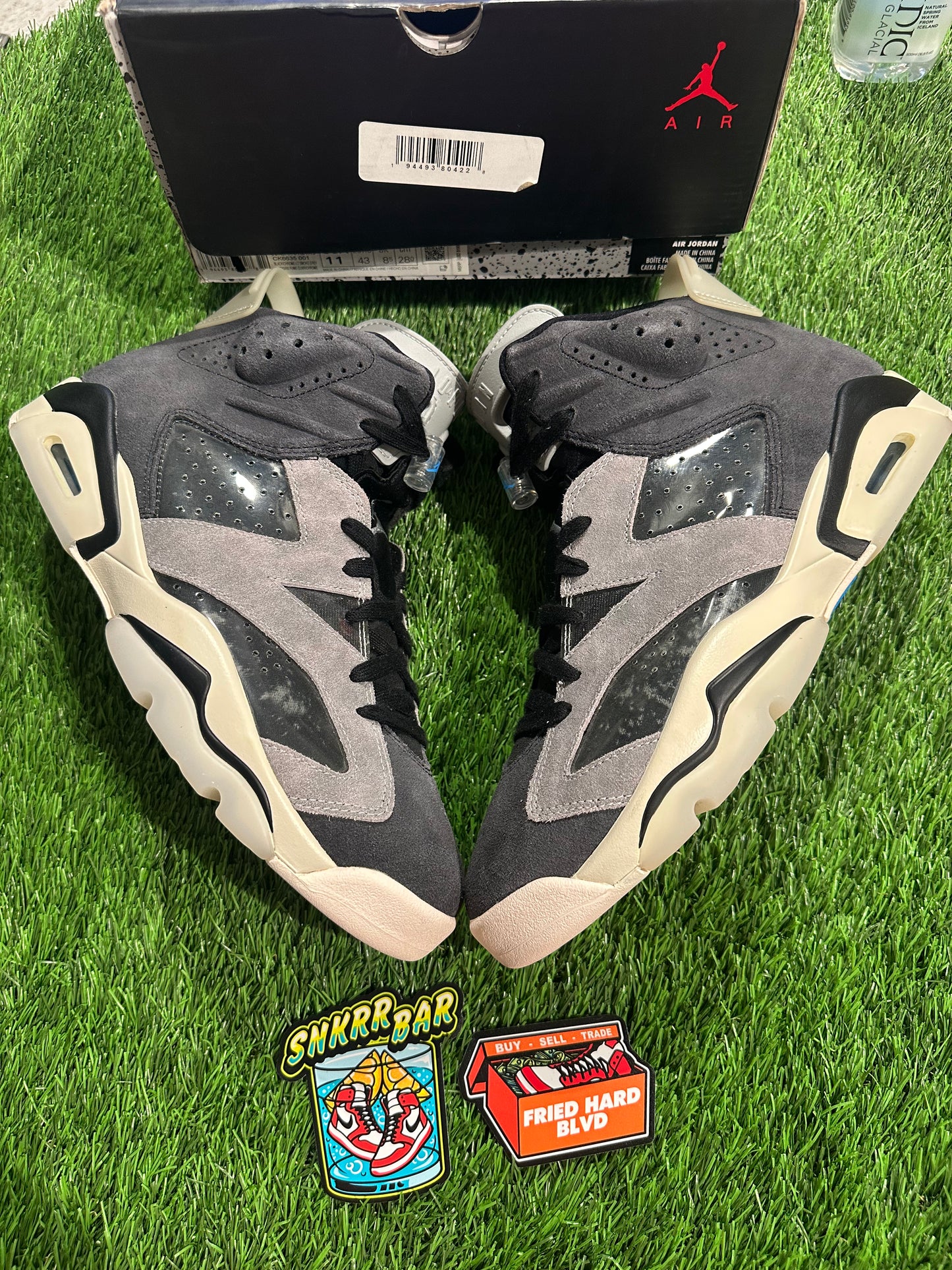 Jordan 6 Retro Tech Chrome (Women's)