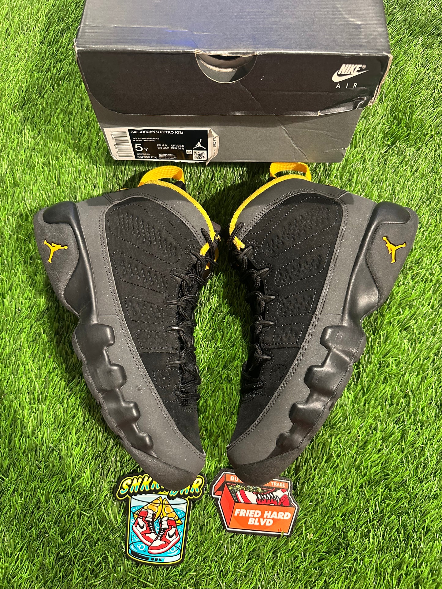 Jordan 9 Retro Dark Charcoal University Gold (GS)
