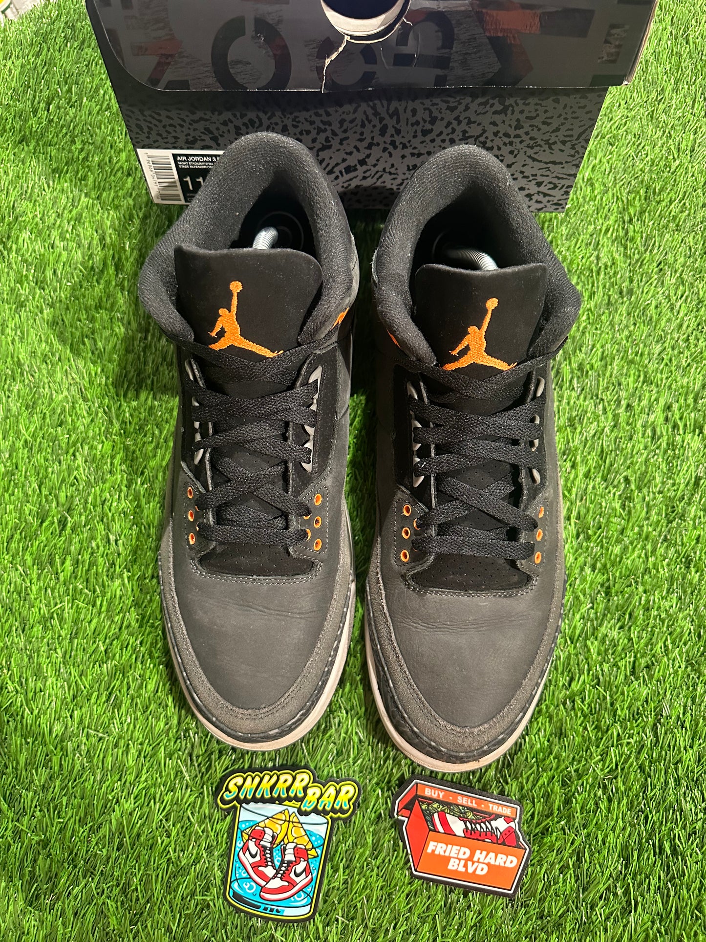 Jordan 3 Retro Fear Pack (2023)