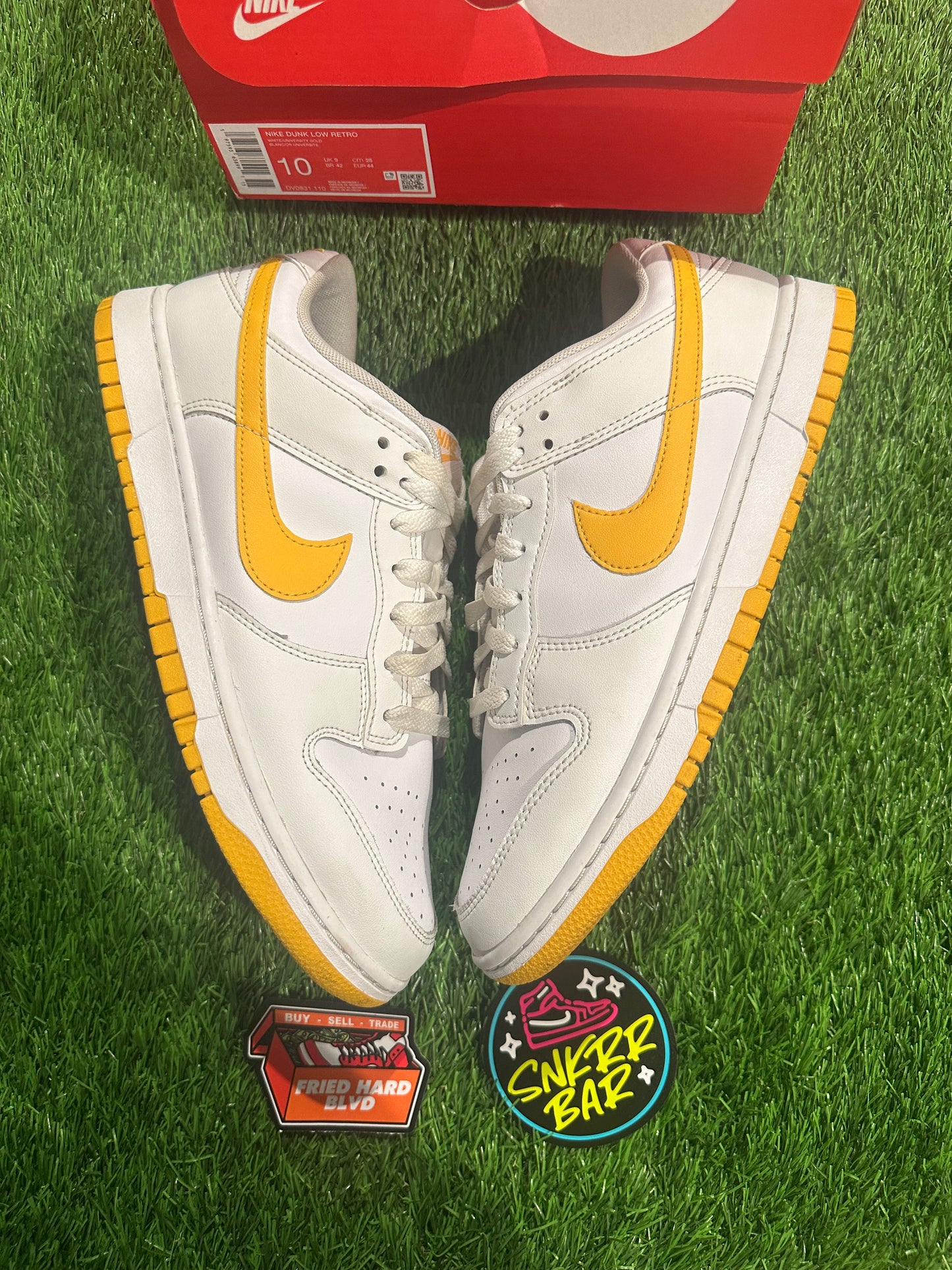 Nike Dunk Low White University Gold