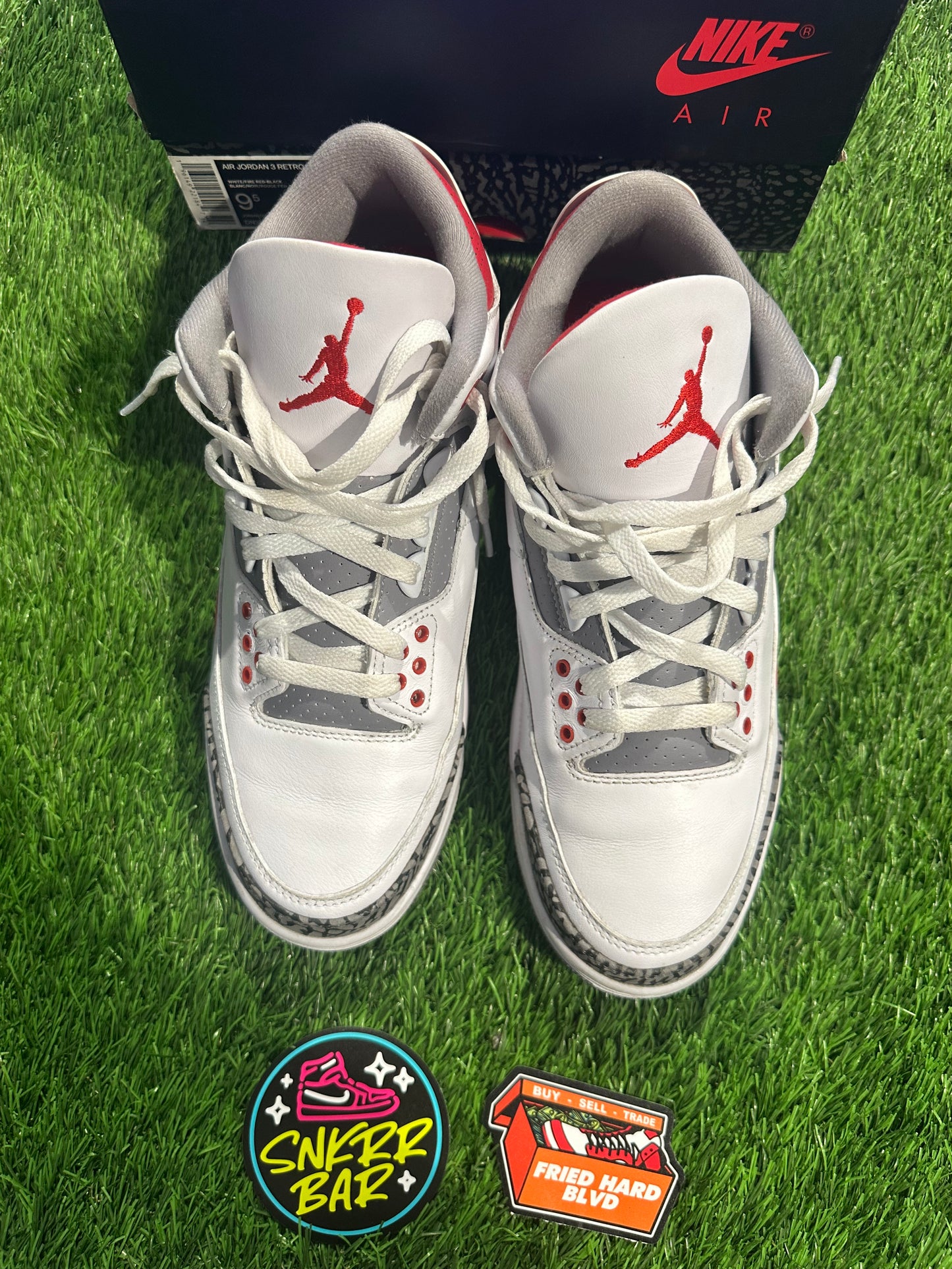 Jordan 3 Retro Fire Red (2022)