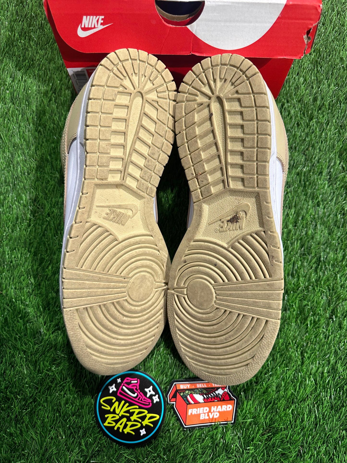 Nike Dunk Low Team Gold