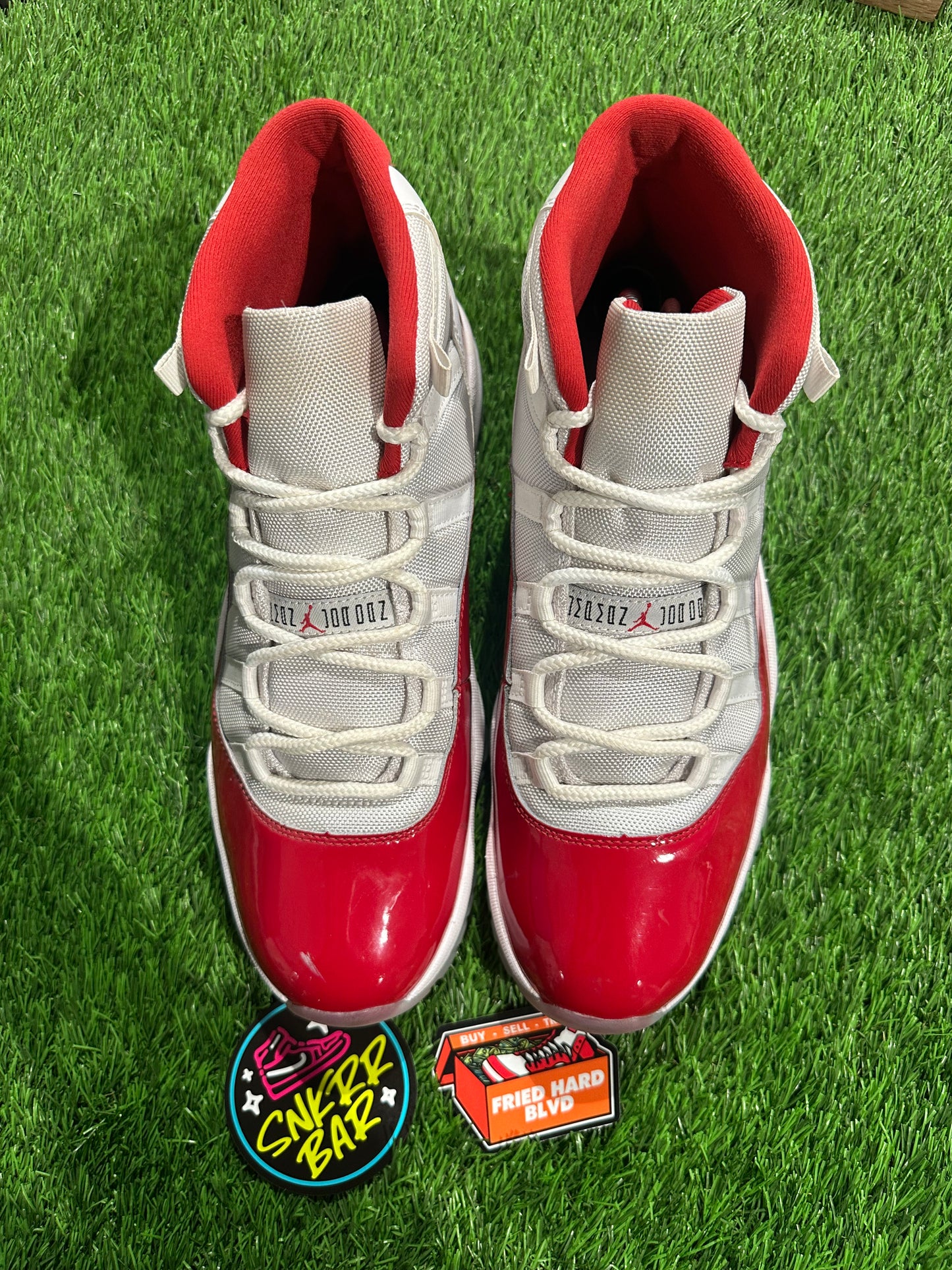 Jordan 11 Retro Cherry (2022)