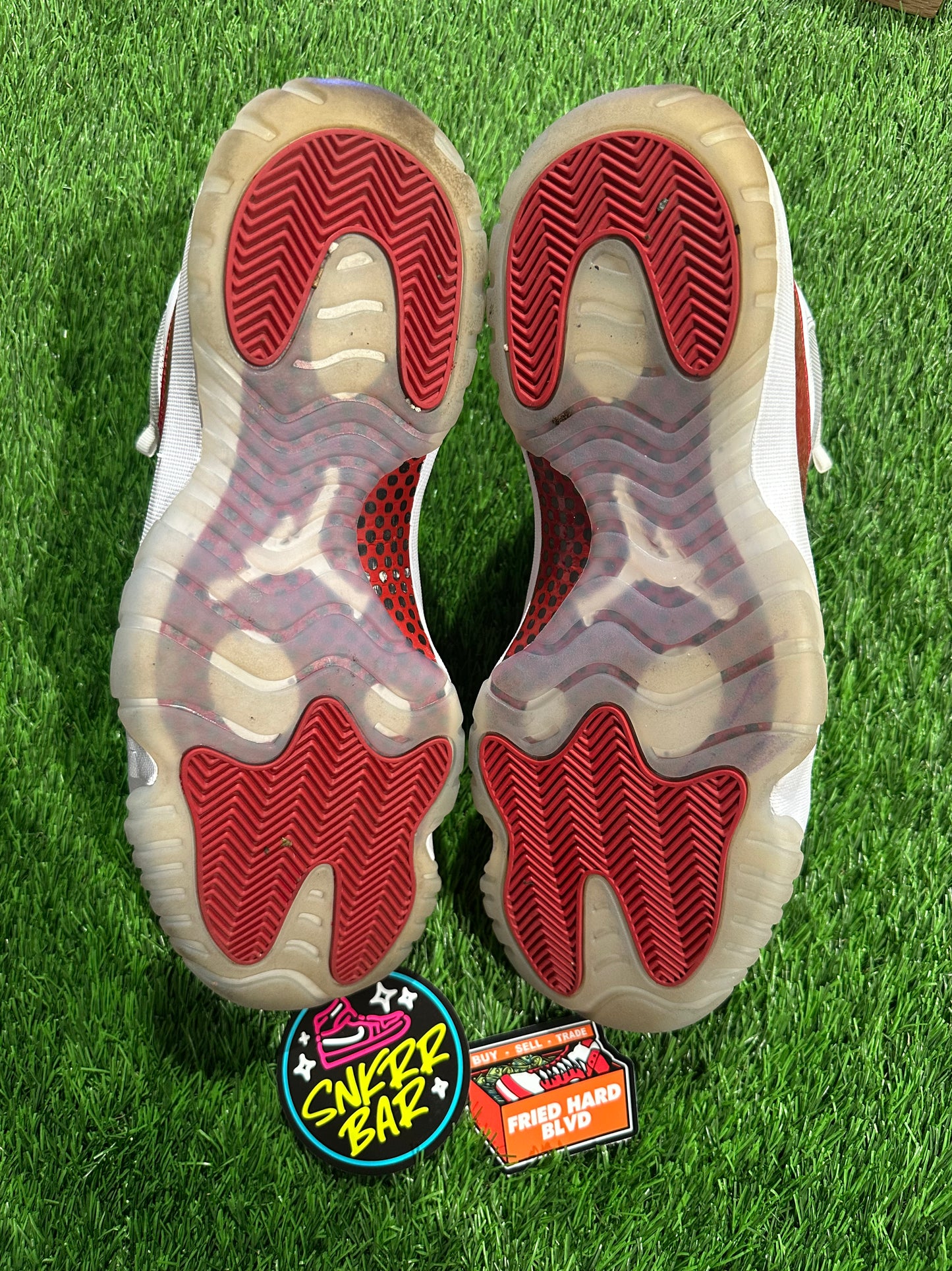 Jordan 11 Retro Cherry (2022)