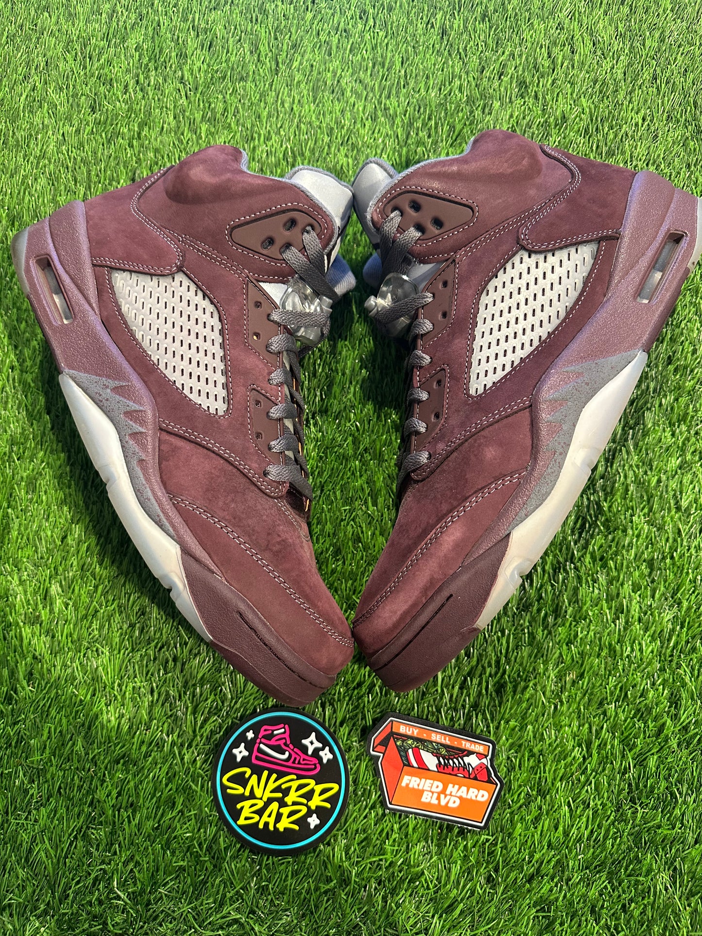 Jordan 5 Retro Burgundy (2023)
