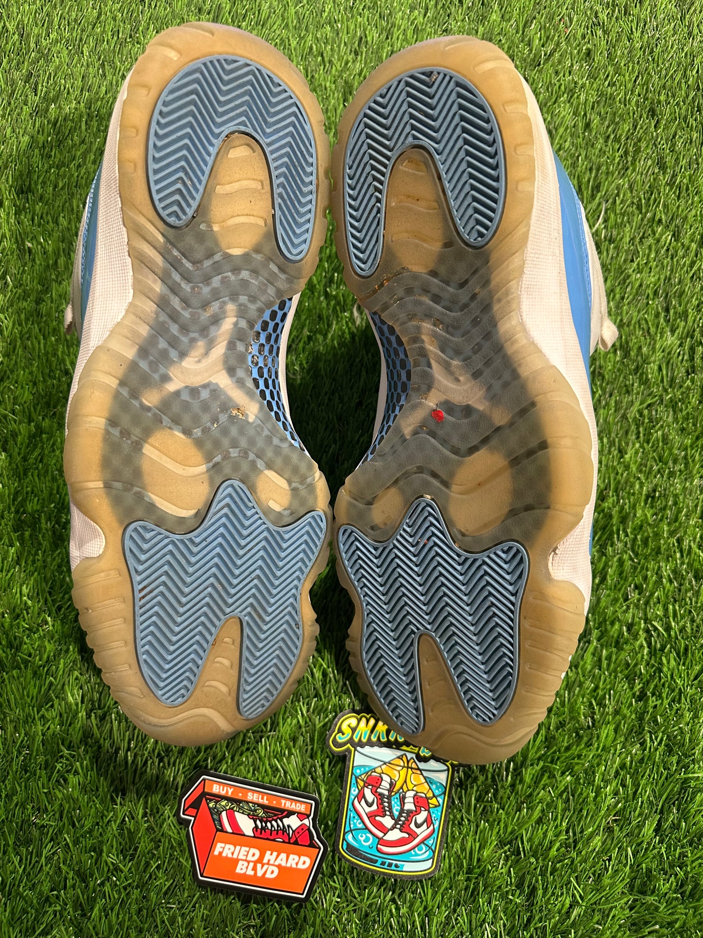 Air Jordan 11 Retro Low 'UNC'