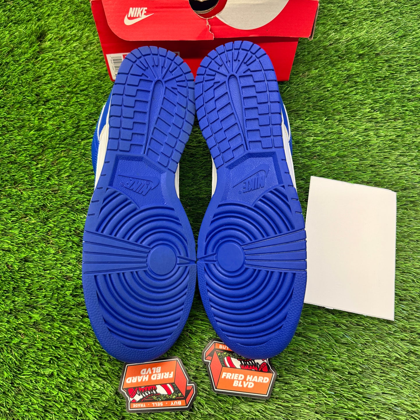 Dunk Low White Hyper Royal (2025) SIZE 11M/12.5W