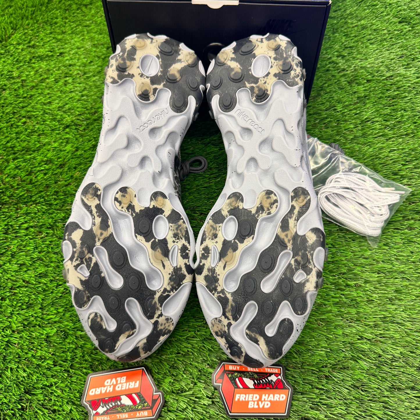 React Element 55 Kendrick Lamar SIZE 15M/16.5W