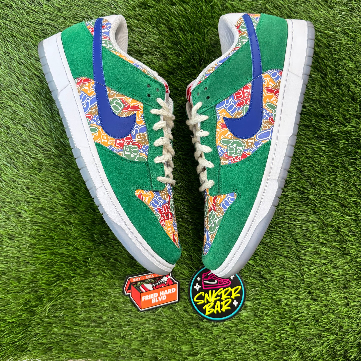 Nike Dunk Low Foam Finger