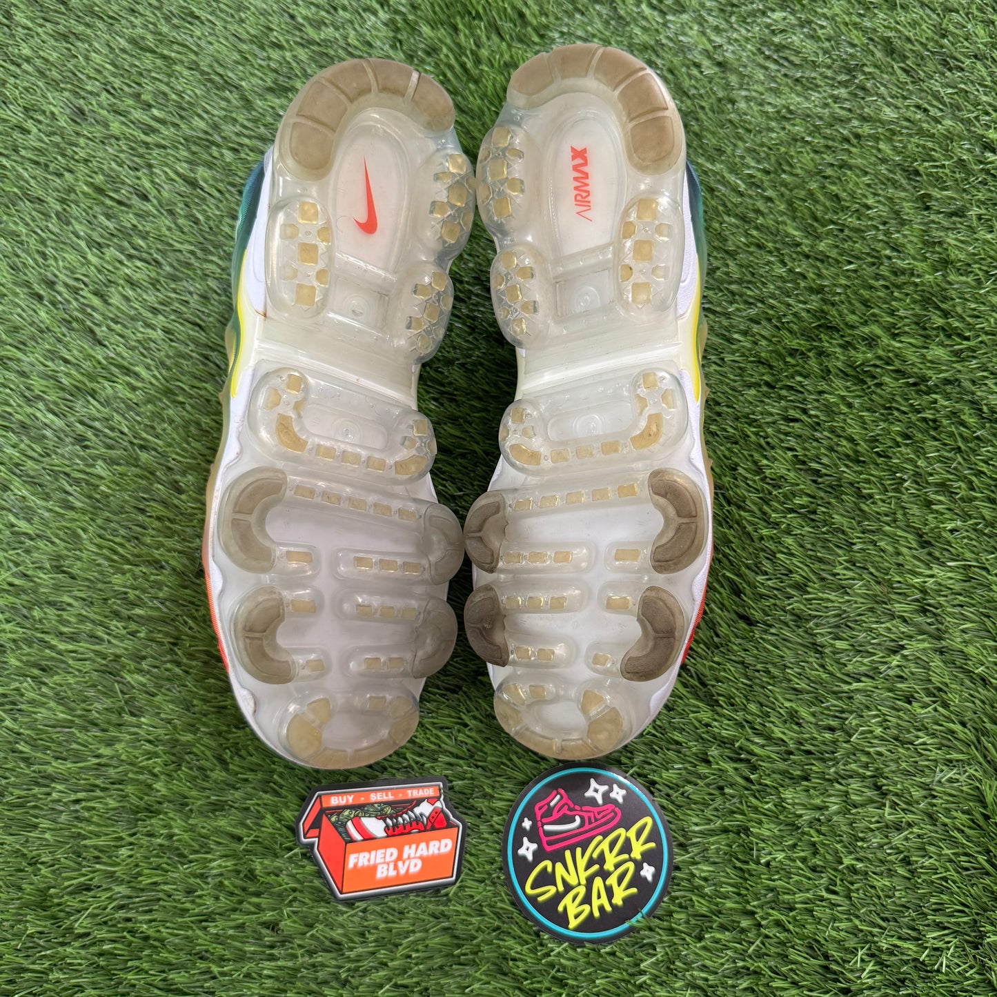 Nike Air VaporMax Plus Rainbow