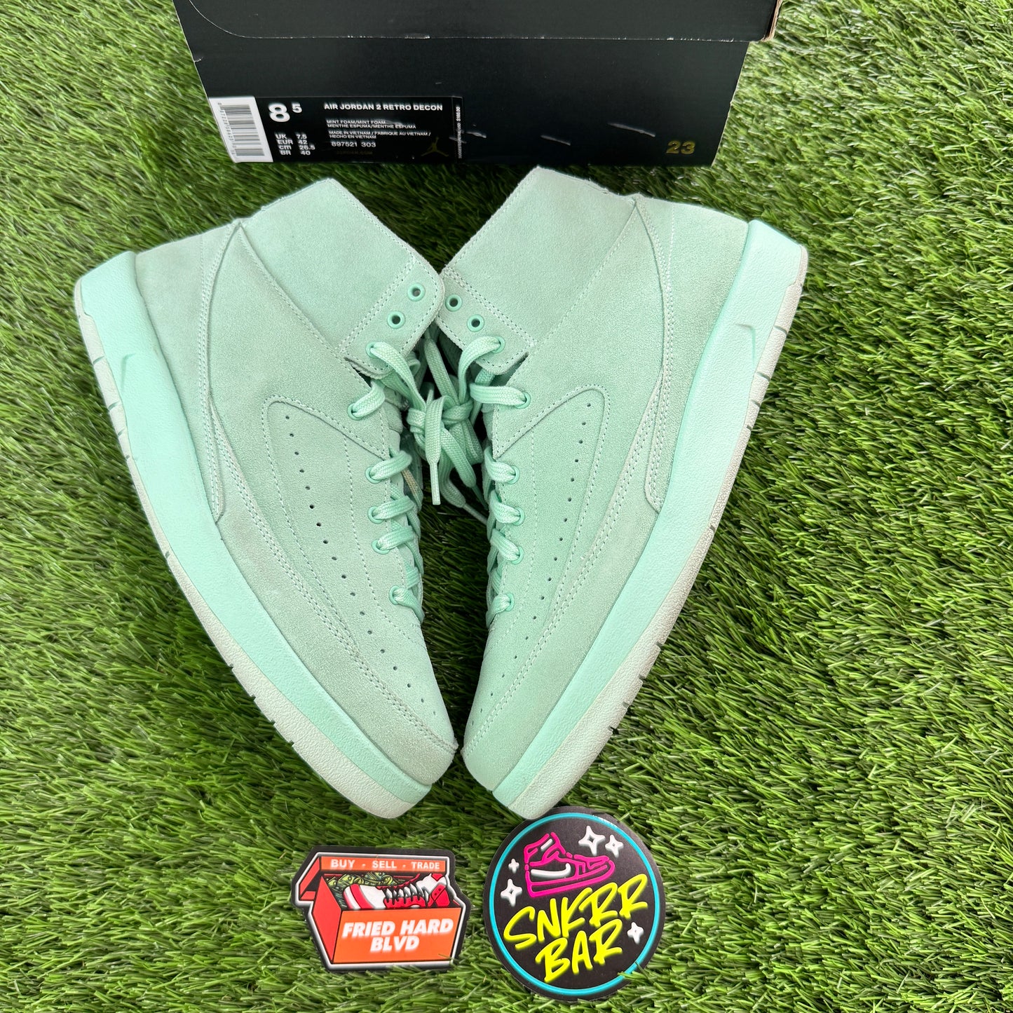 Jordan 2 Retro Decon Mint Foam