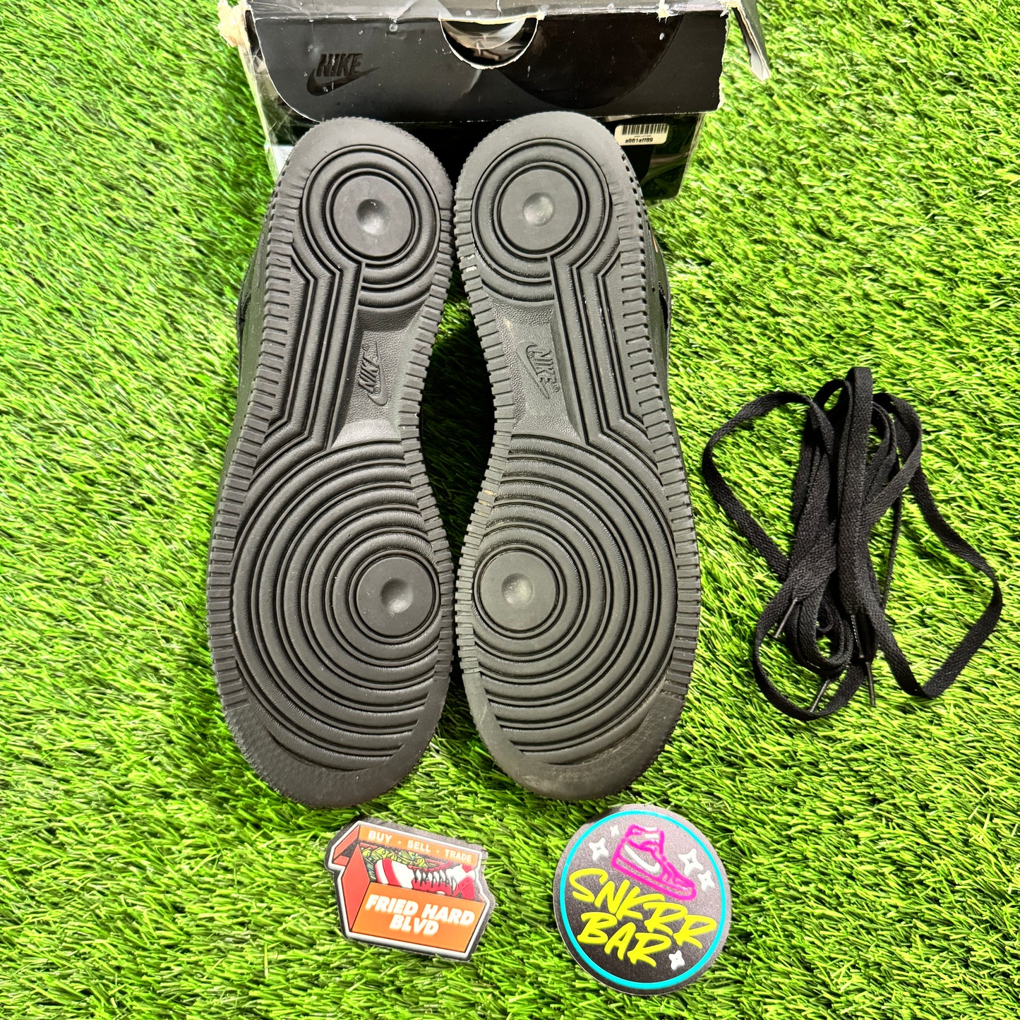 Nike Air Force 1 Low Supreme Black