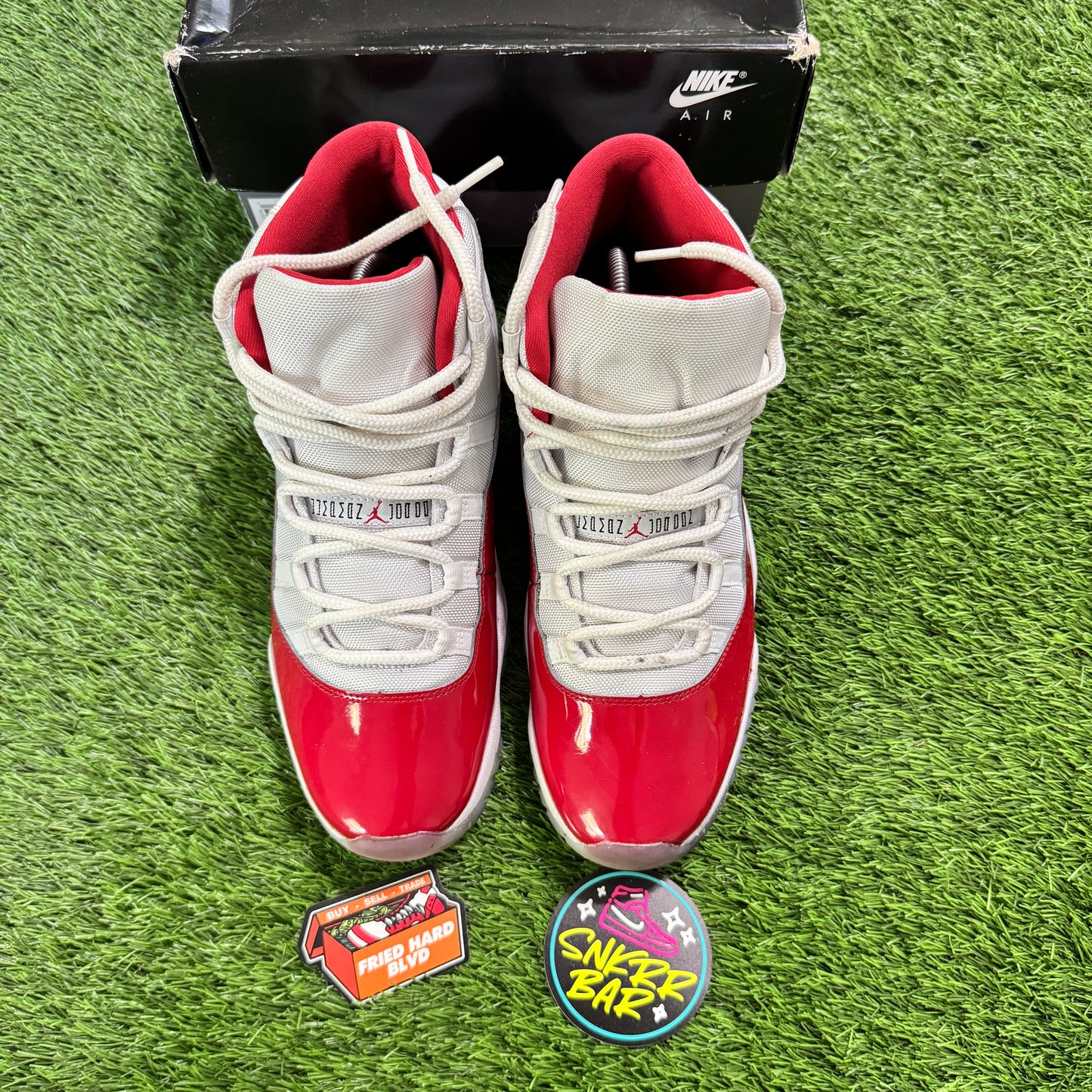 Jordan 11 Retro Cherry (2022)