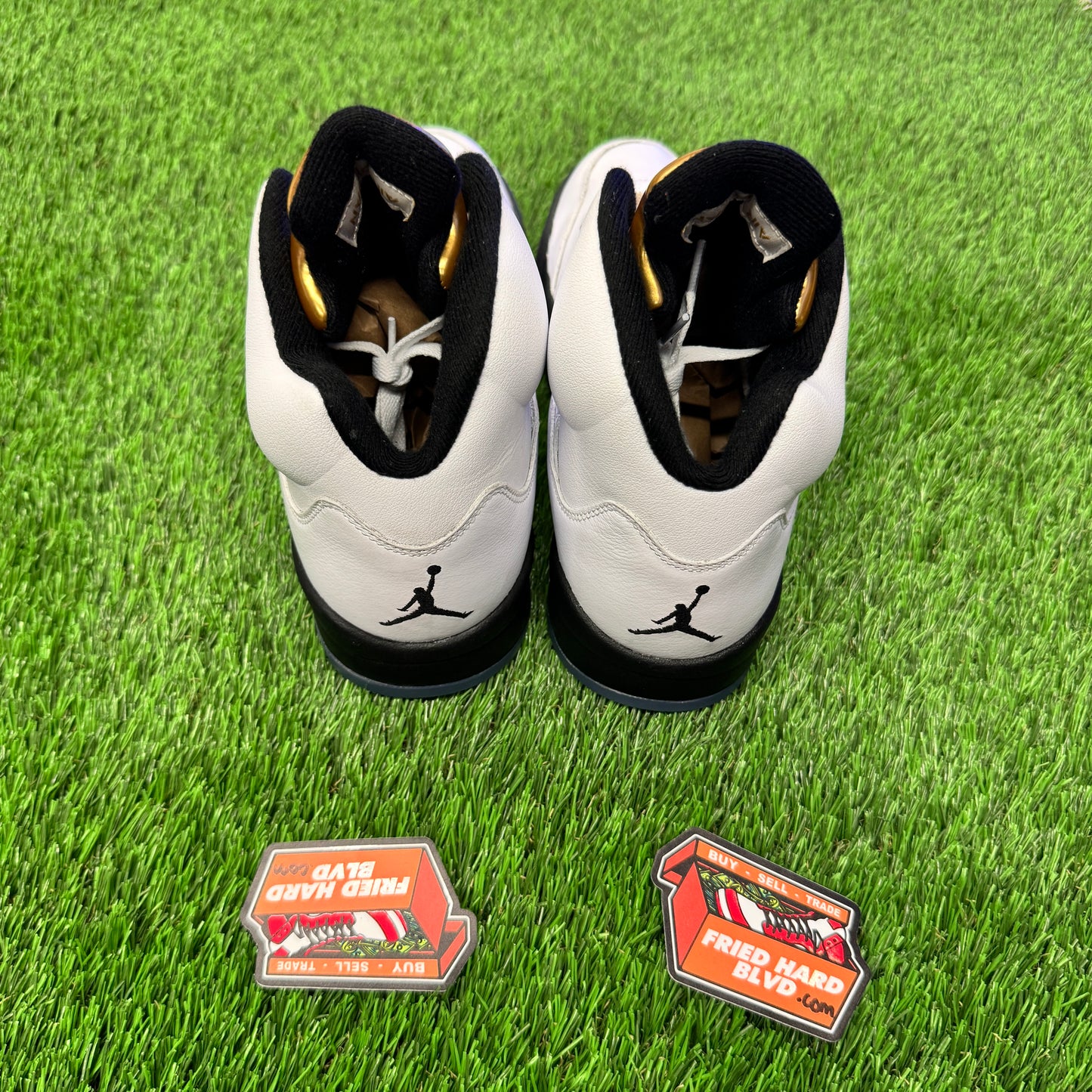 Jordan 5 Retro Olympic (2016) SIZE 10M/11.5W