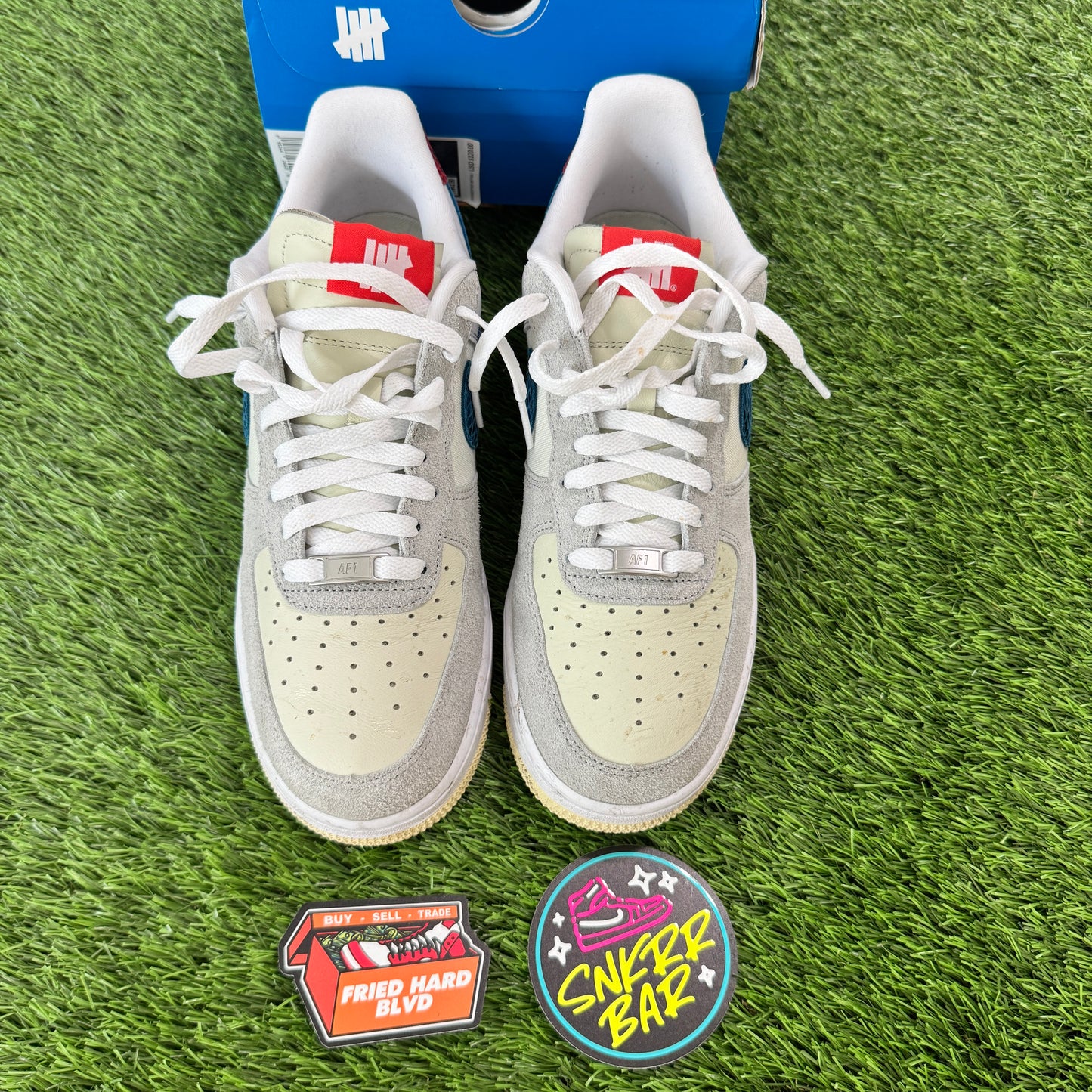Air Force 1 Low SP Undefeated 5 On It Dunk vs. AF1 SIZE 8.5M/10W