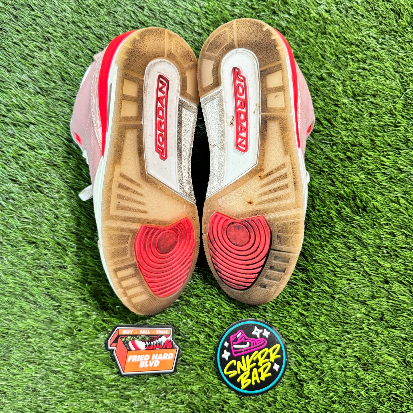 Jordan 3 Retro Rust Pink (Women's) SIZE 6.5Y/8W