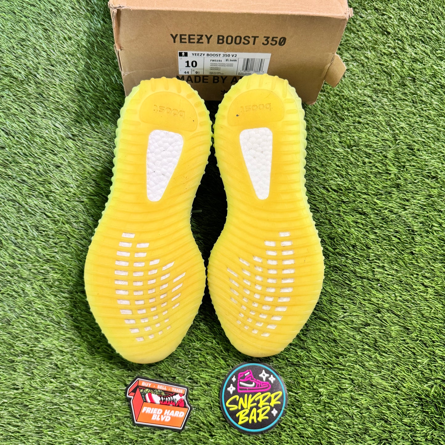 adidas Yeezy Boost 350 V2 Yeezreel