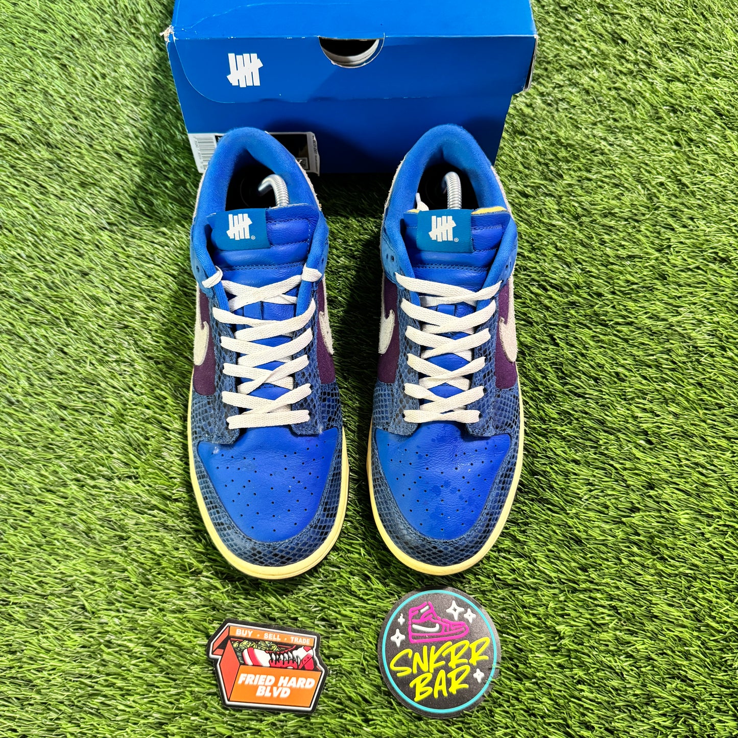 Nike Dunk Low Undefeated 5 On It Dunk
