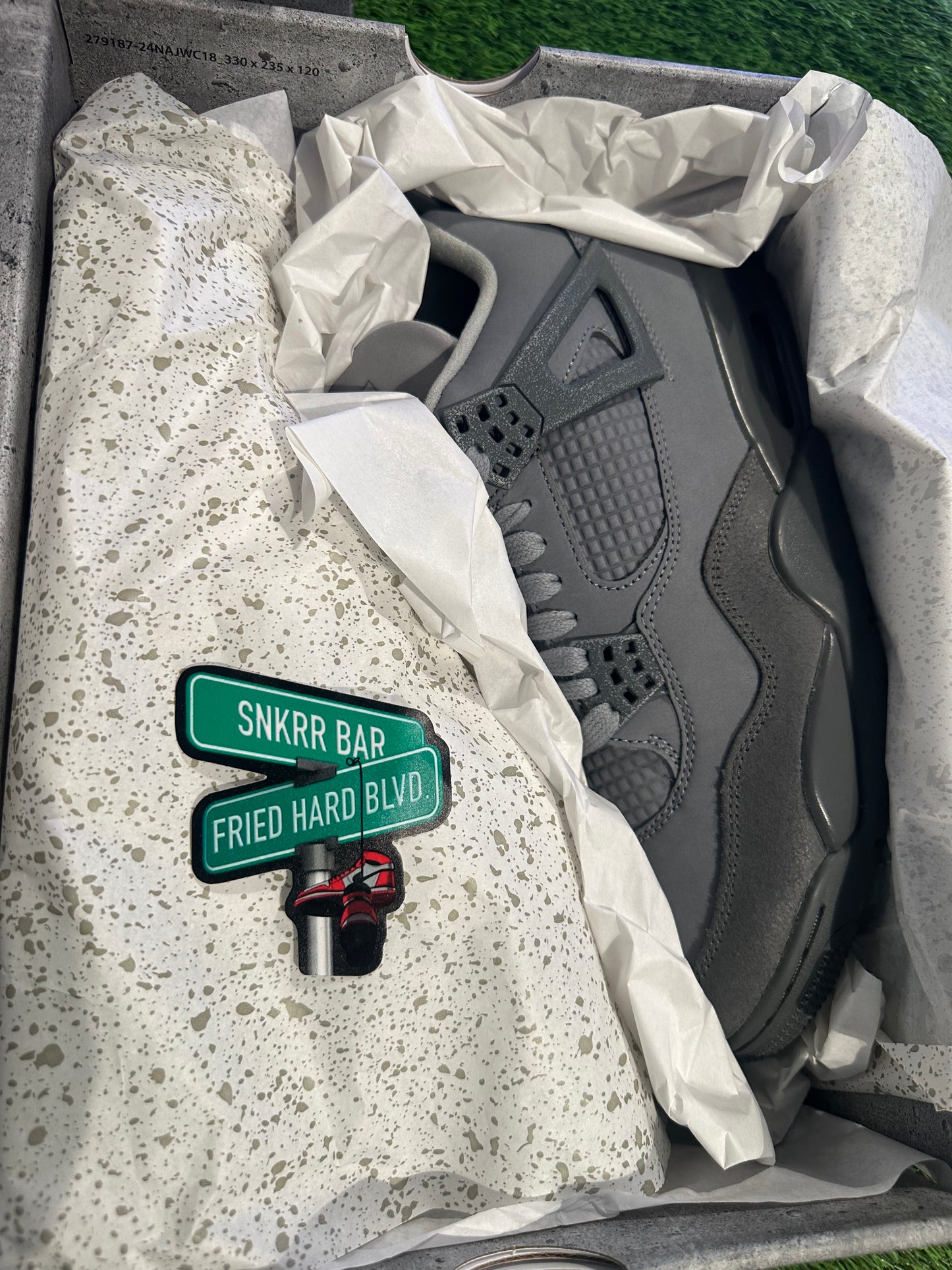 Jordan 4 Retro SE Paris Olympics "Wet Cement"