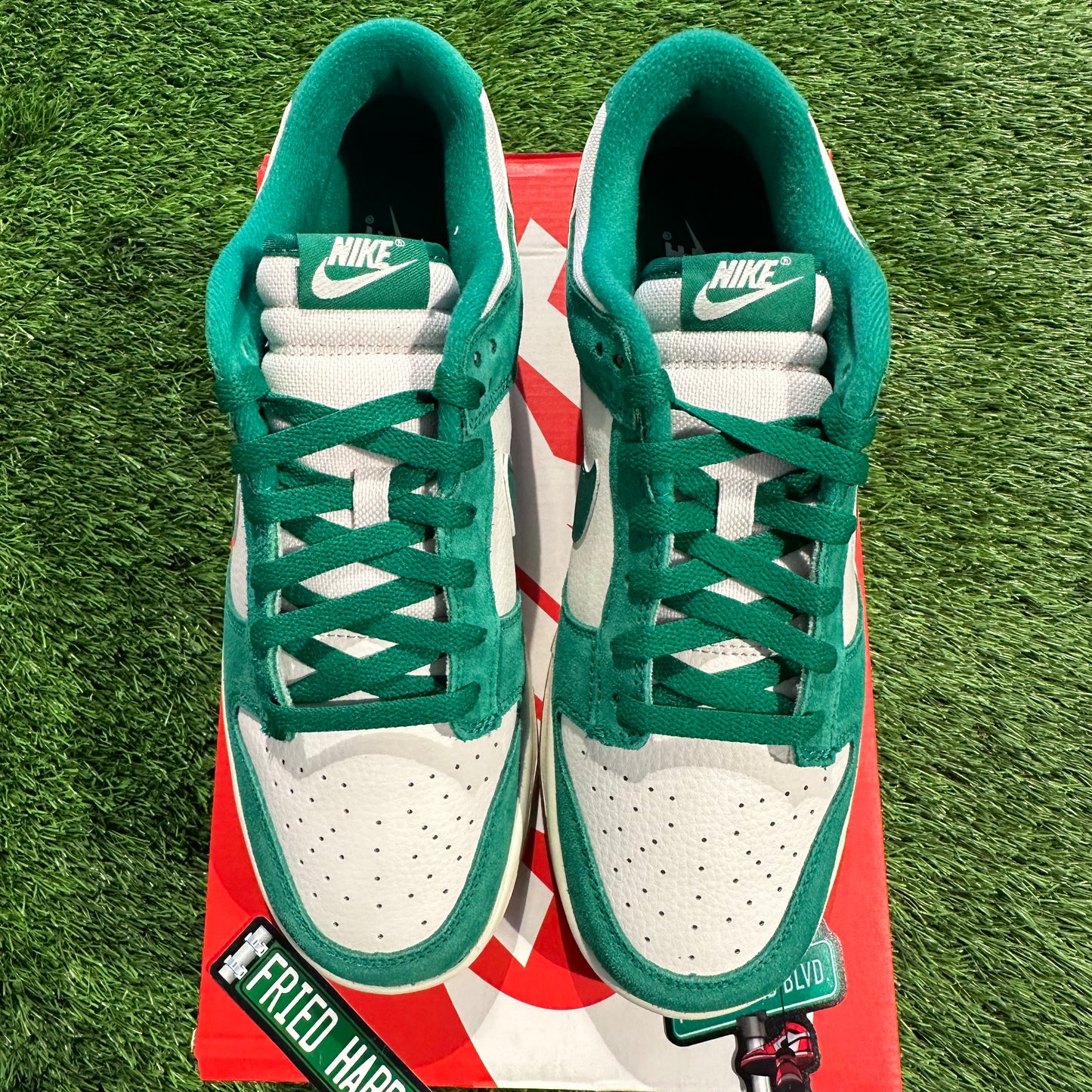 Nike Dunk Low “Malachite Gum”