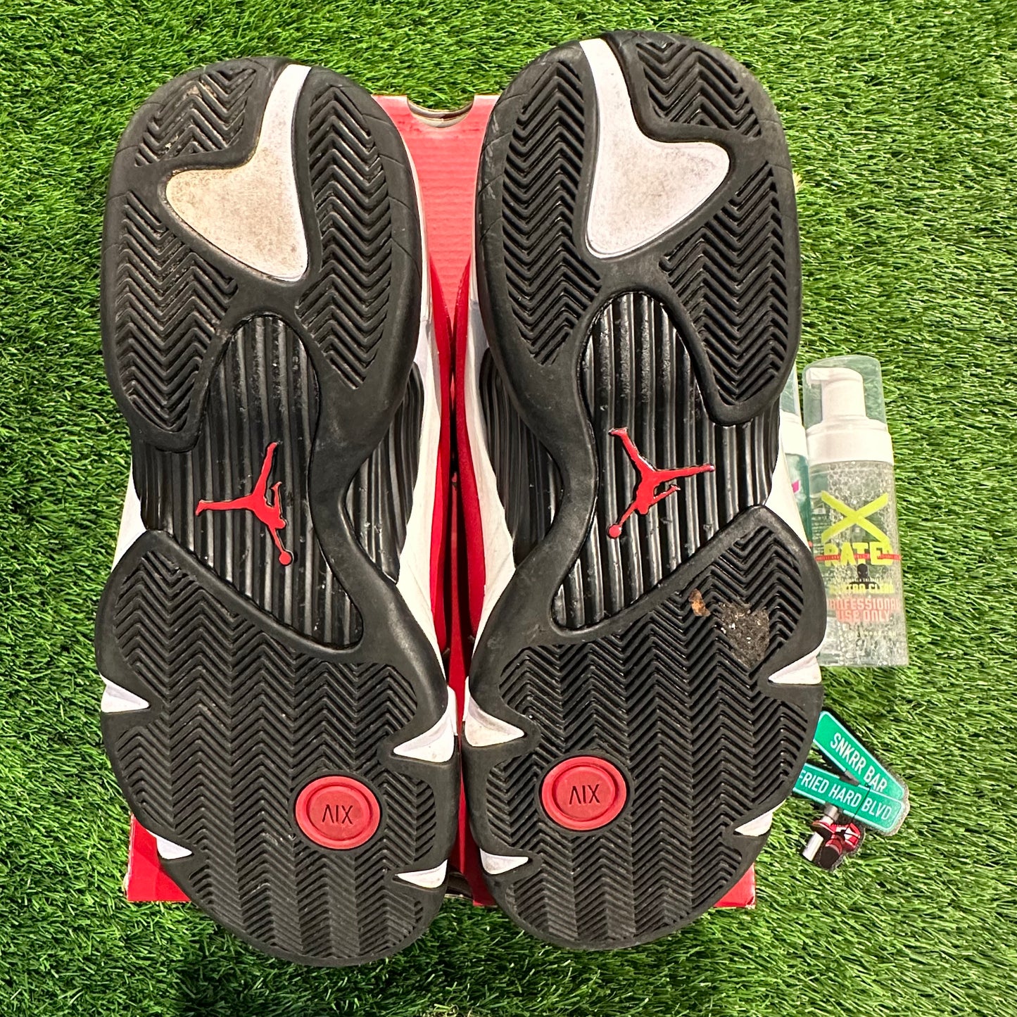 Air Jordan 14 Retro 'Gym Red'