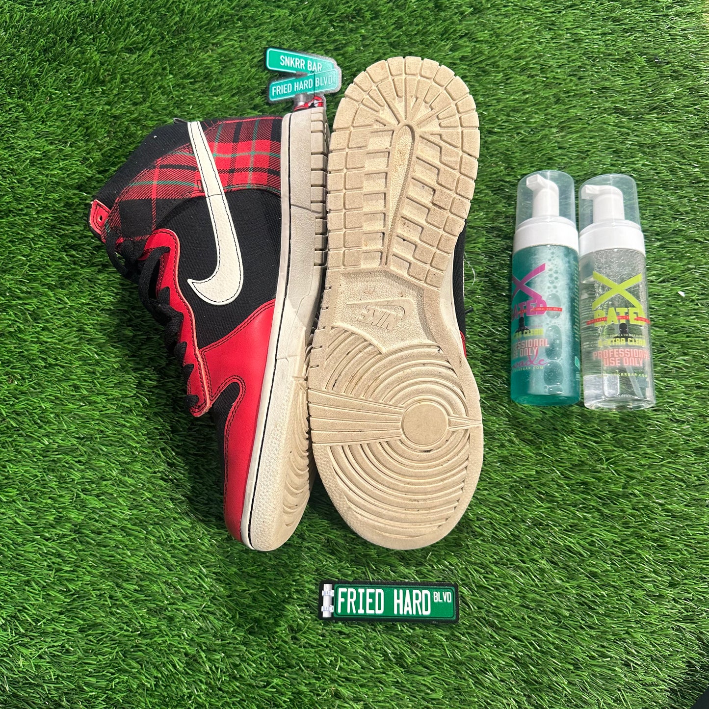 Nike Dunk High SE Tartan Plaid Black University Red 11M/12.5W