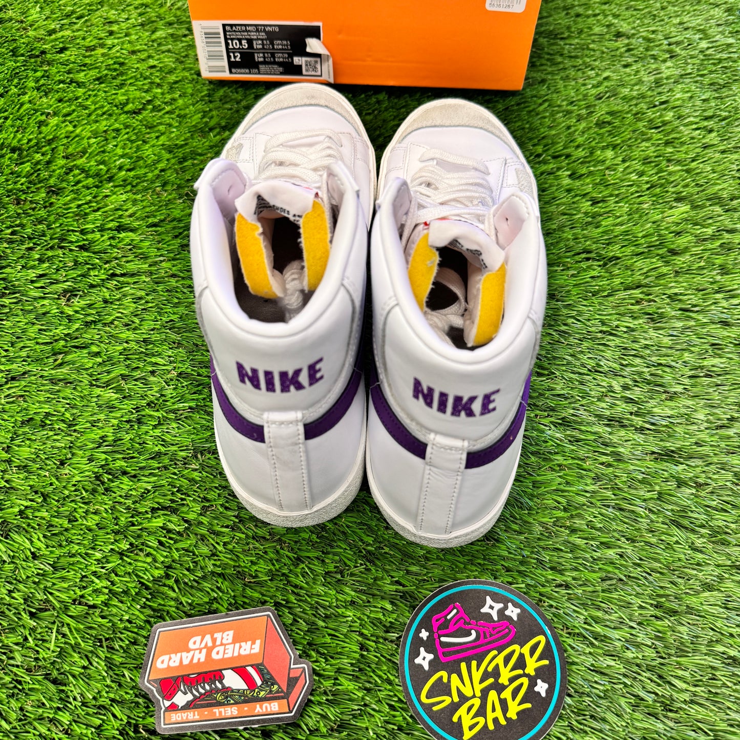 Nike Blazer Mid 77 Vintage White Voltage Purple 10.5M/12W