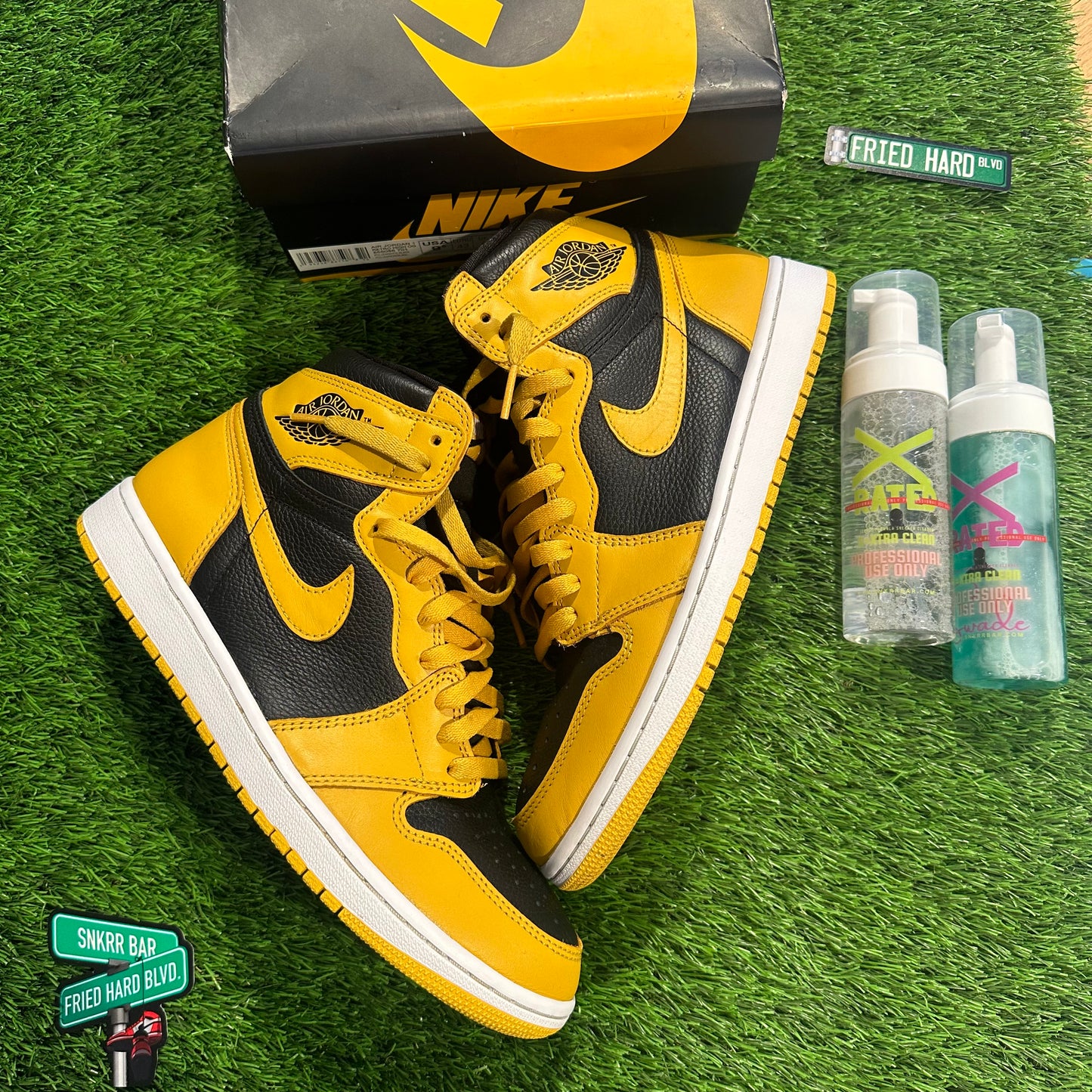 Jordan 1 Retro High Pollen