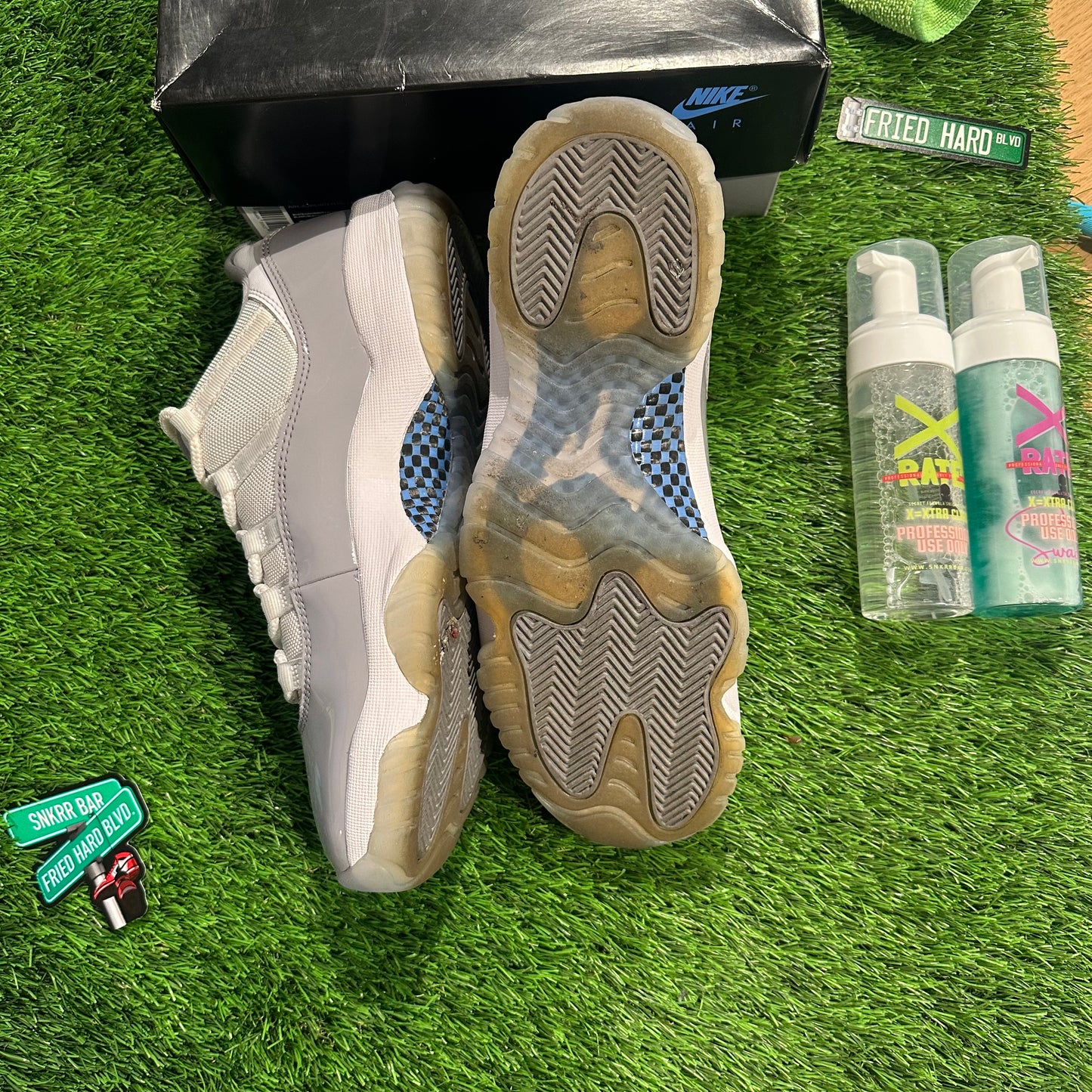 Jordan 11 Retro Low Cement Grey 9.5M/11W