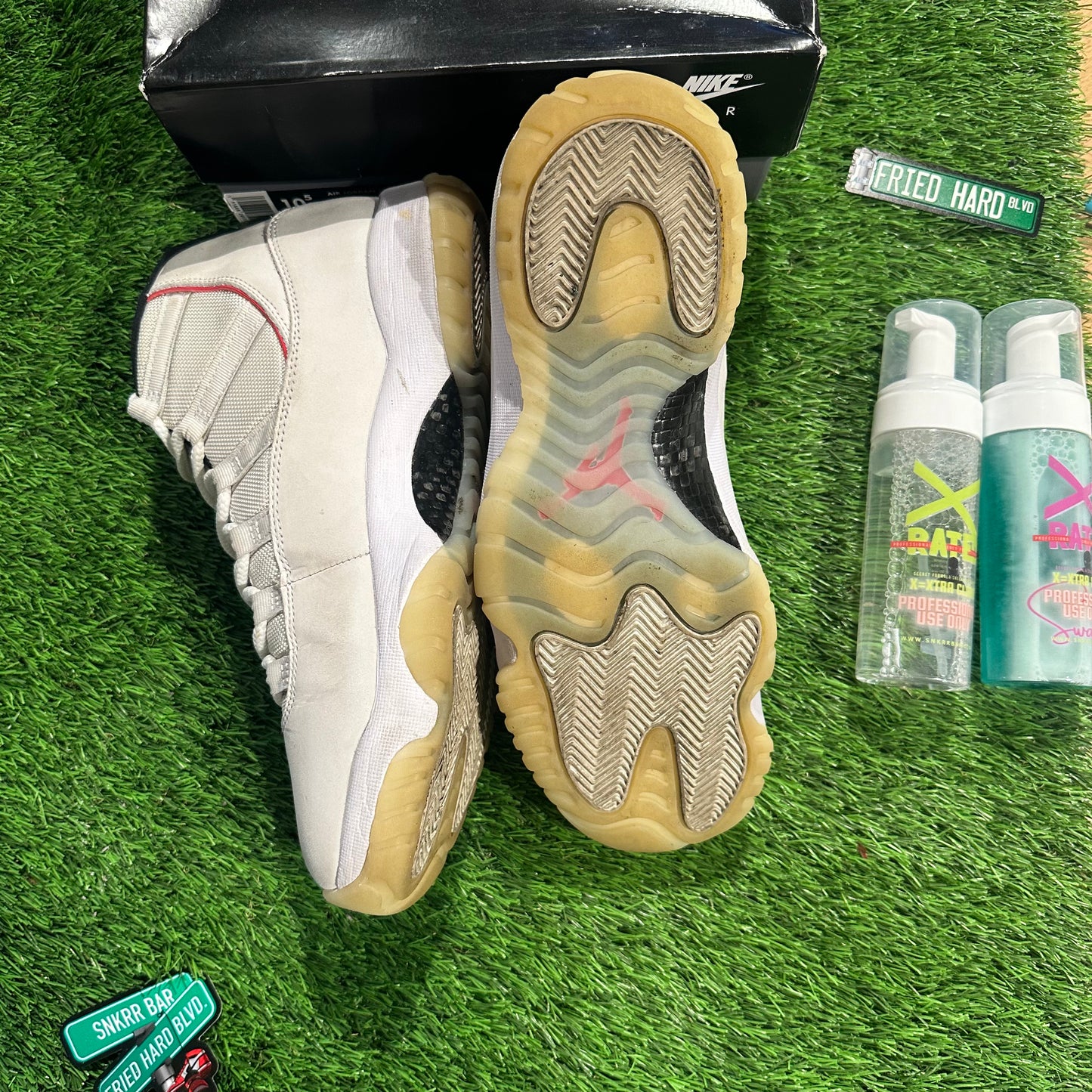 Jordan 11 Retro Platinum Tint