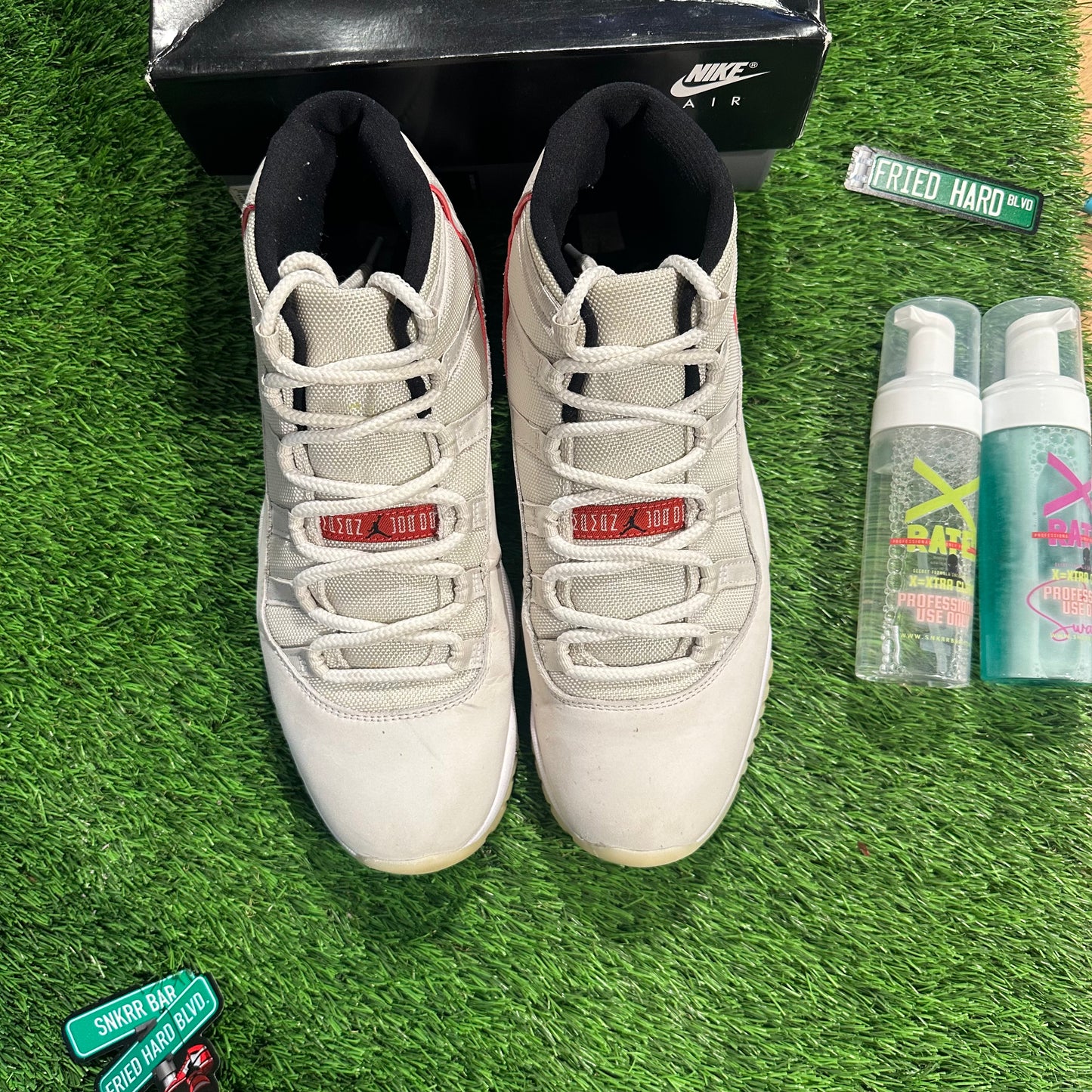 Jordan 11 Retro Platinum Tint
