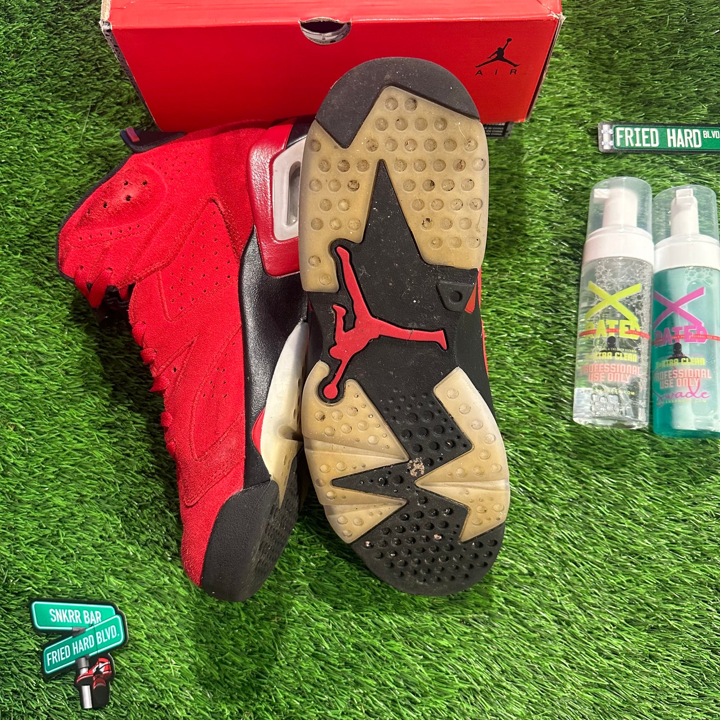 Jordan 6 Retro Toro Bravo